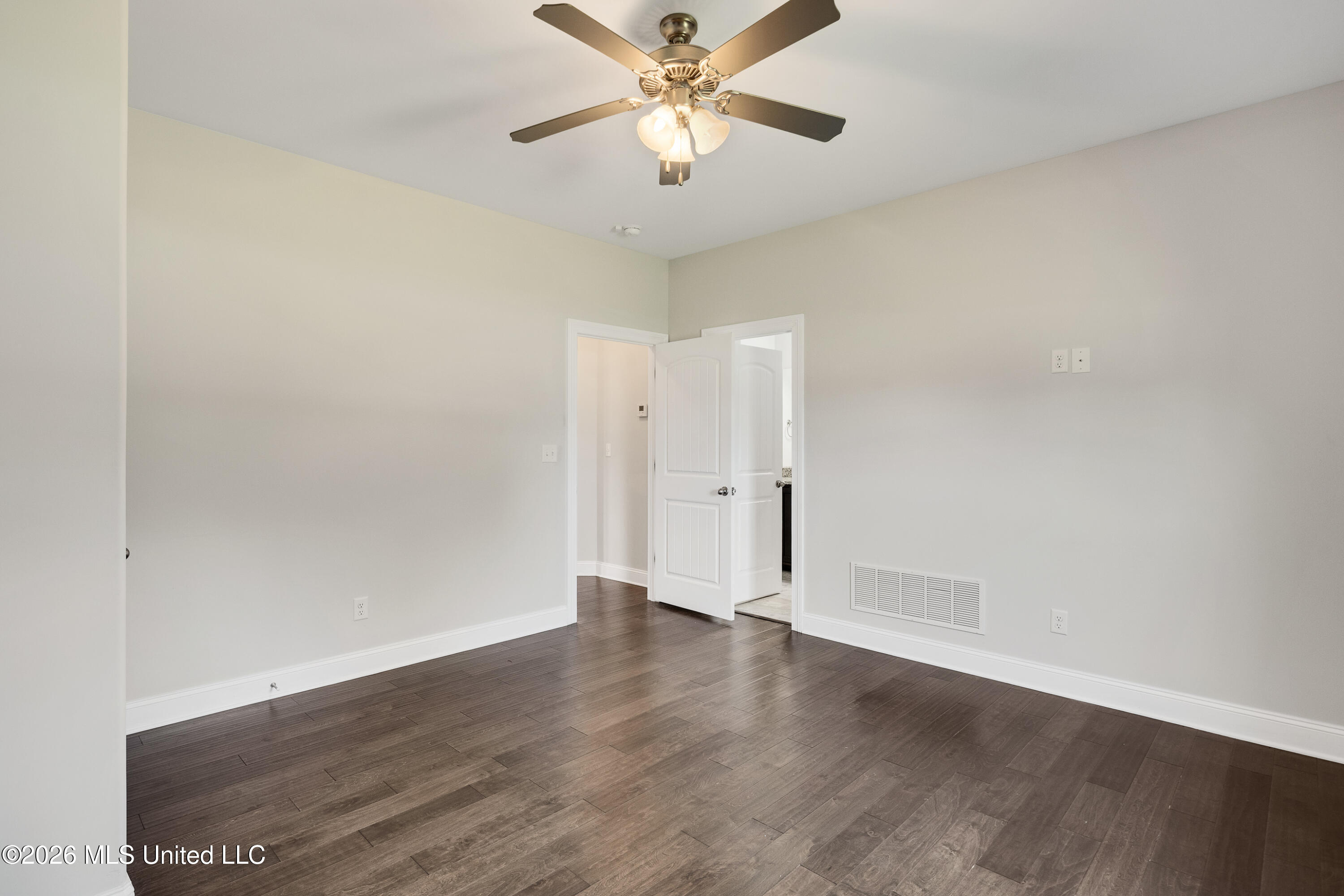 3471 E Long Bridge Road Property Photo 32
