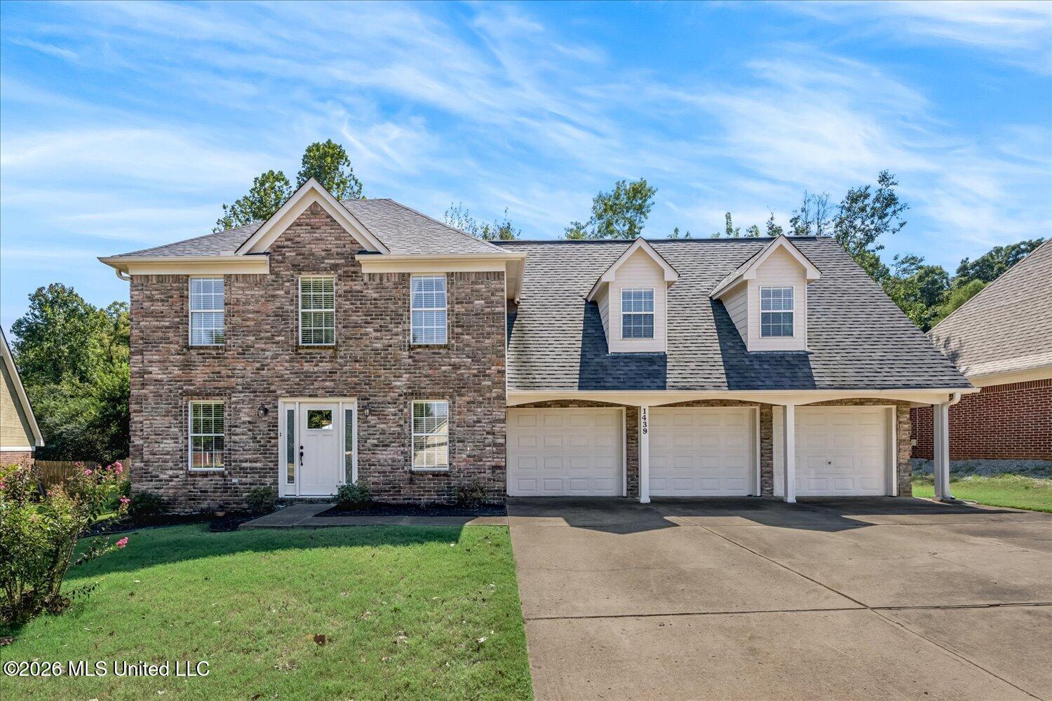 1439 Pendulum Drive Property Photo 1