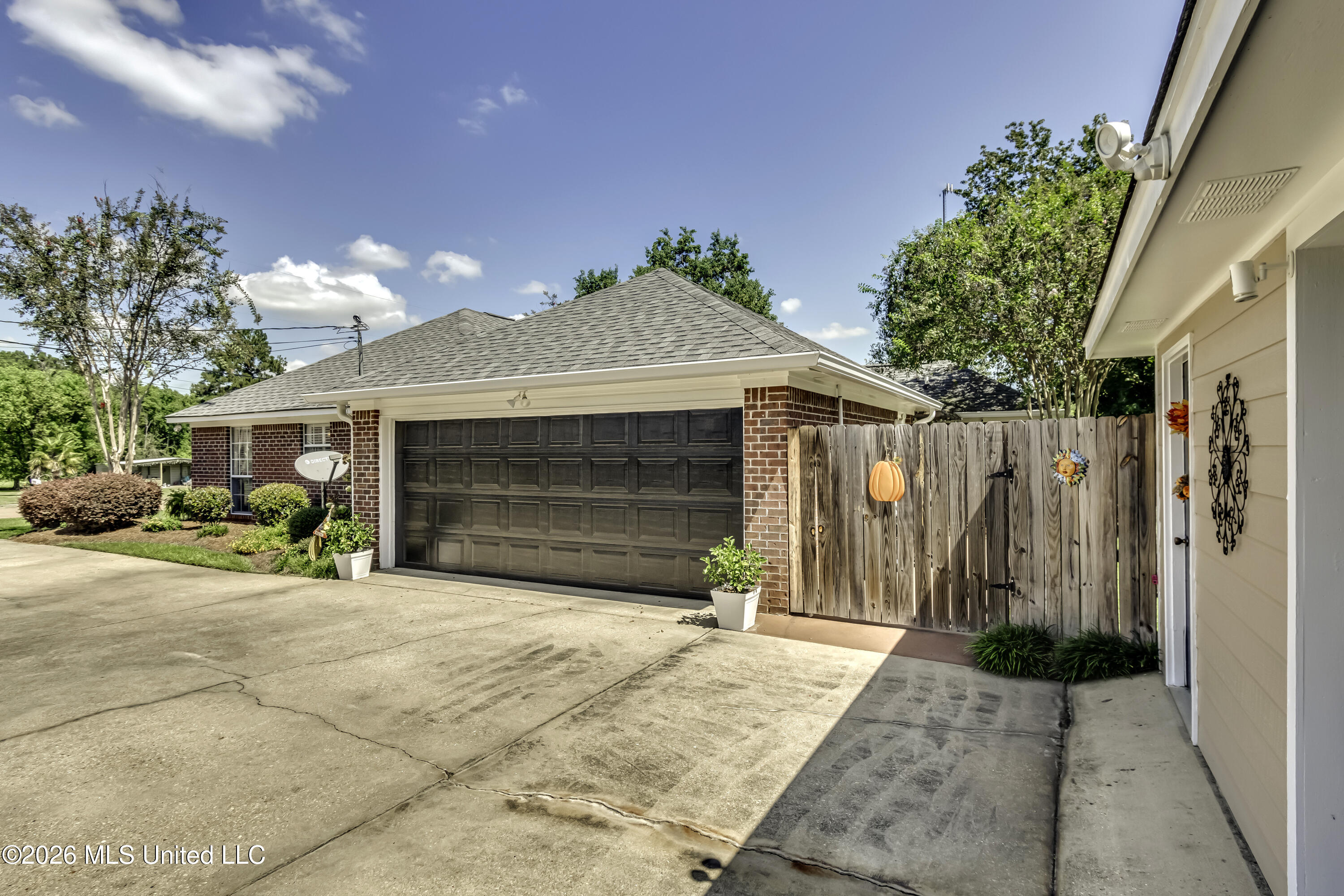1112 3rd Street Property Photo 8