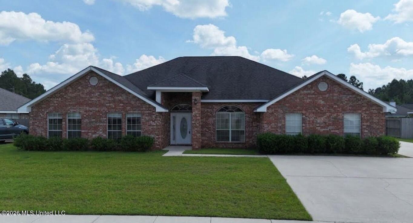 15250 Camelot Drive Property Photo 1