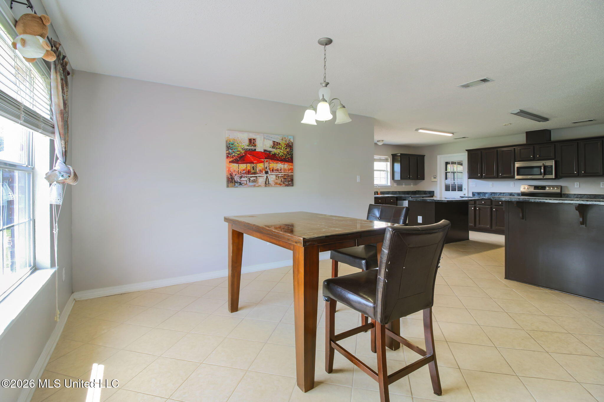 15250 Camelot Drive Property Photo 13