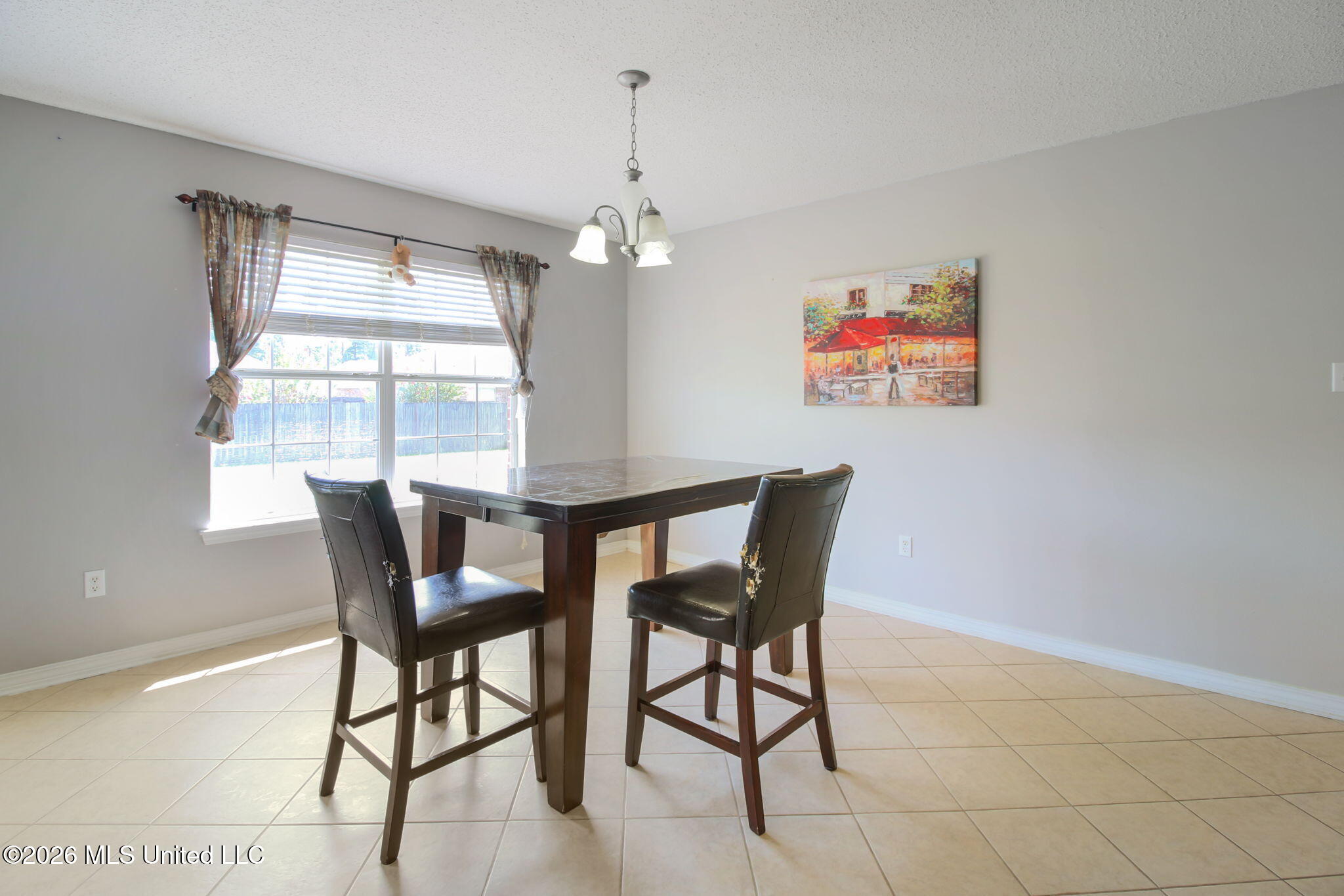15250 Camelot Drive Property Photo 14