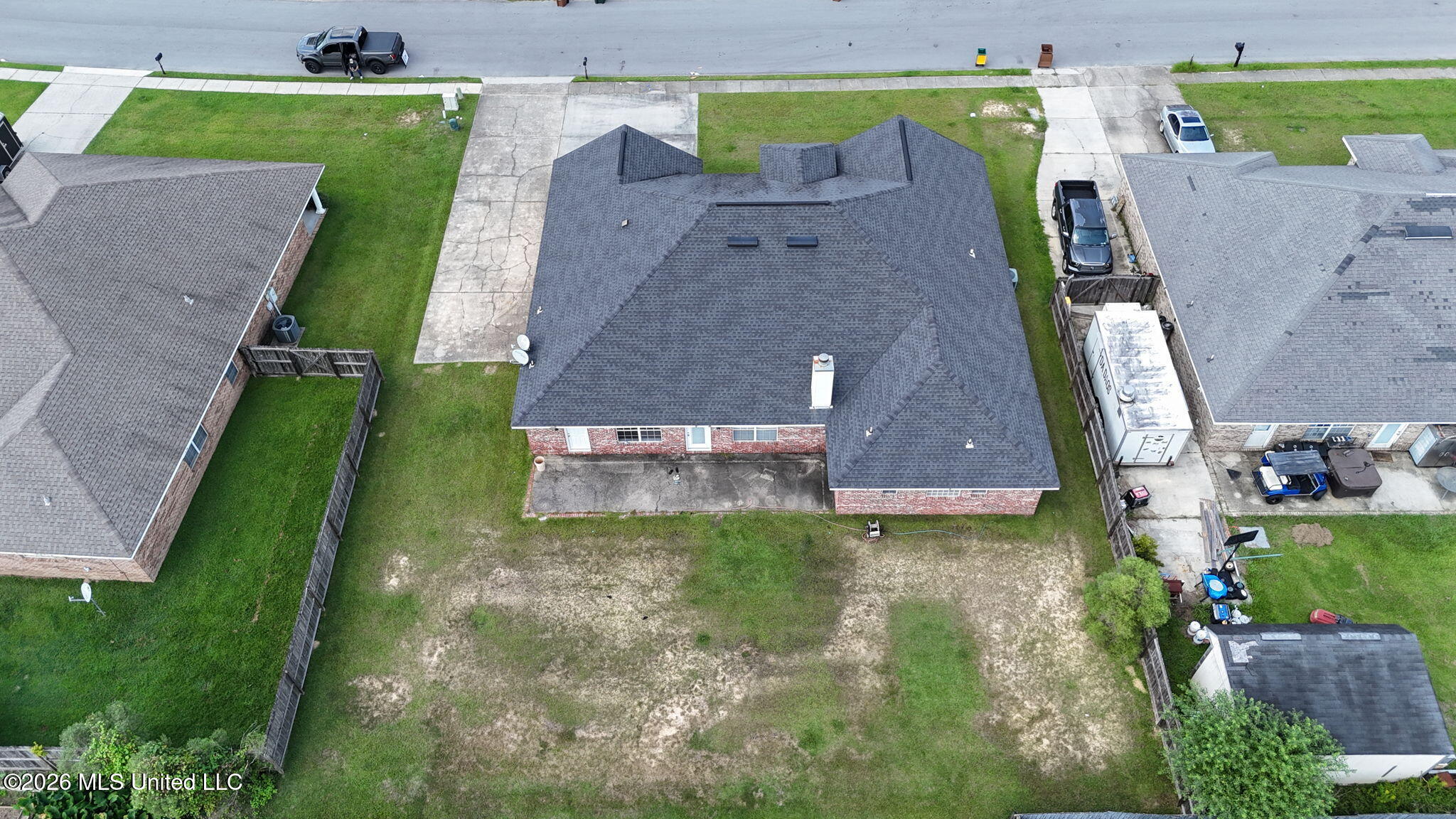 15250 Camelot Drive Property Photo 37