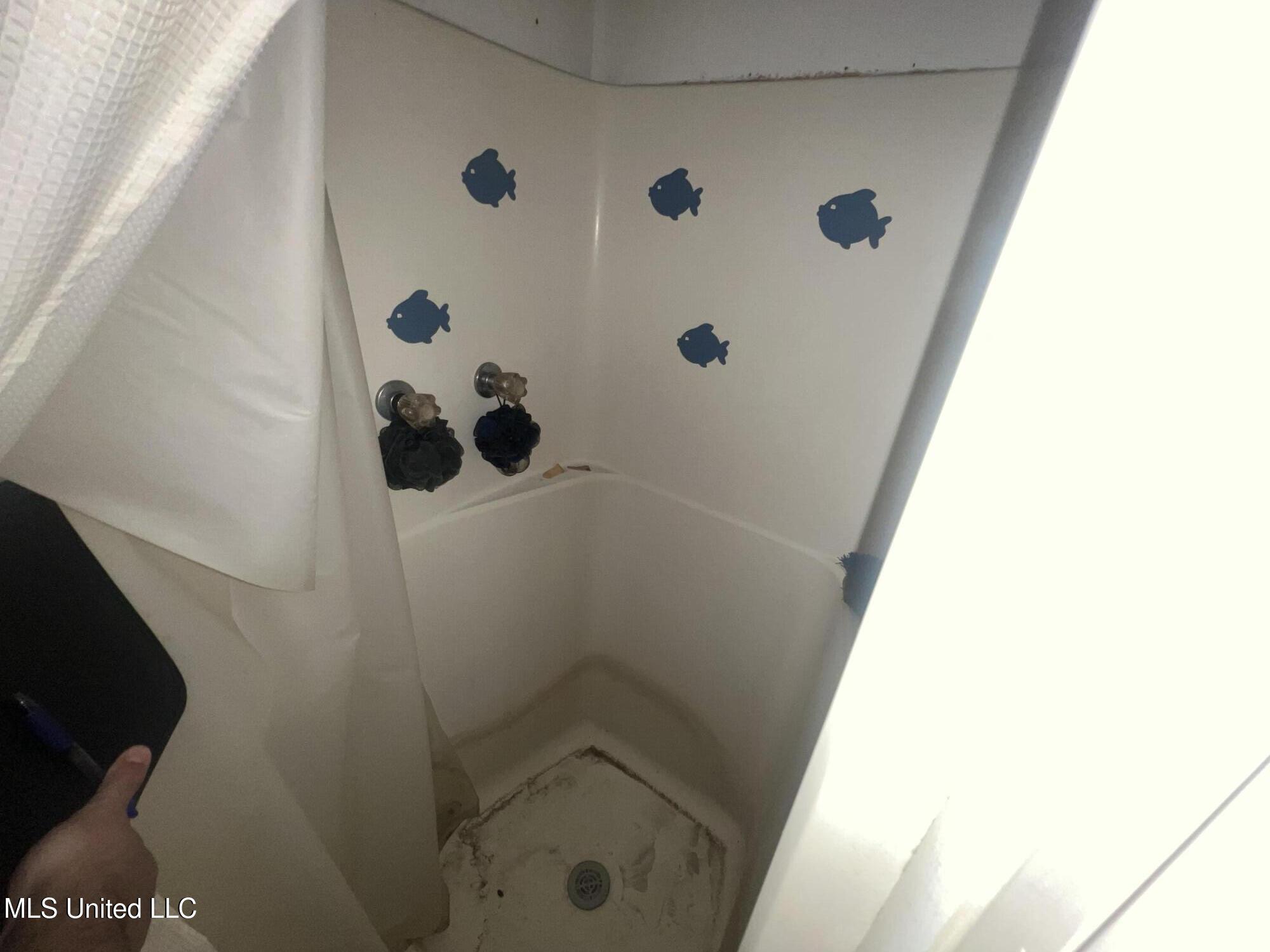 207 Vacation Lane Property Photo 10