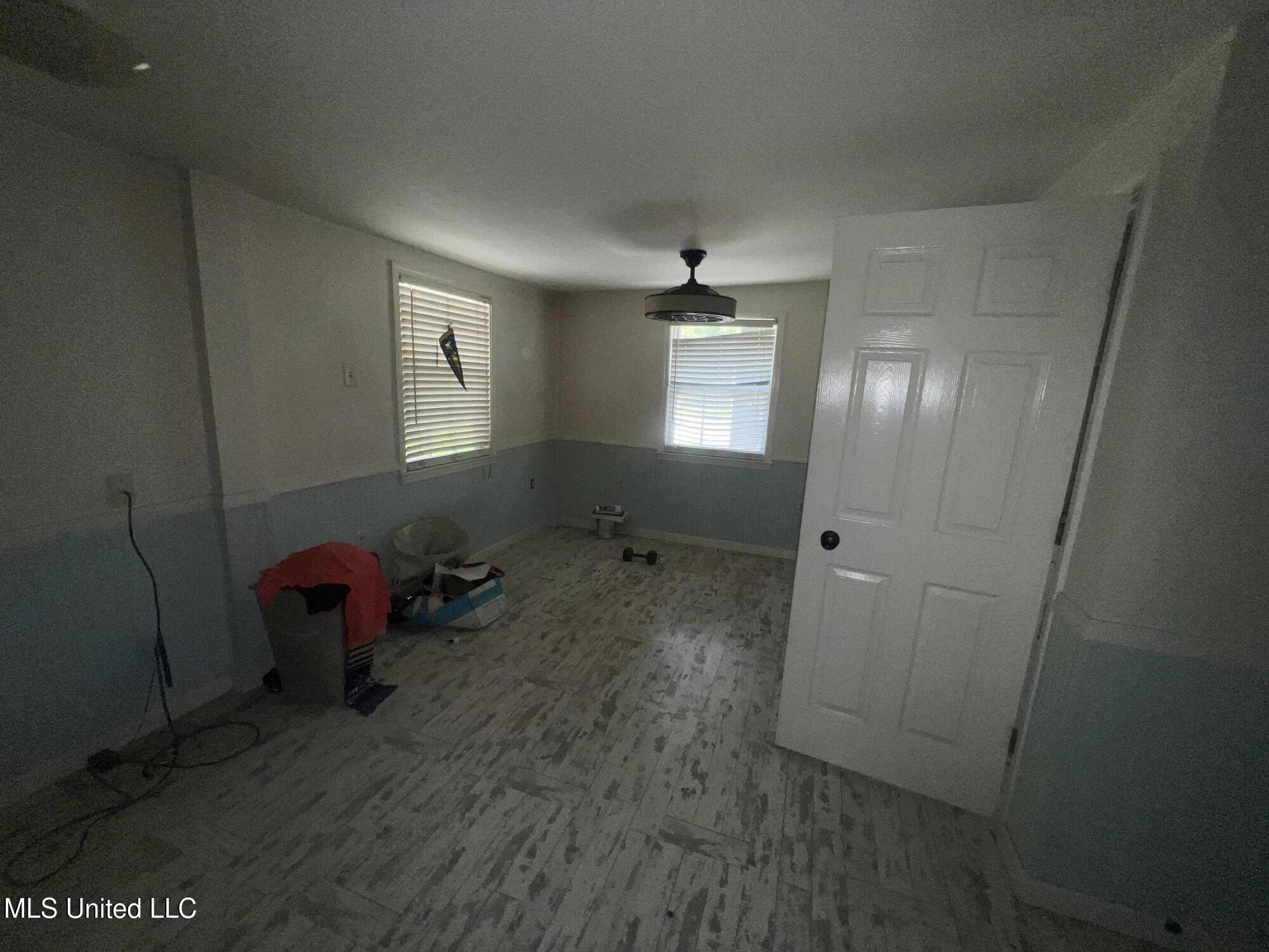207 Vacation Lane Property Photo 17