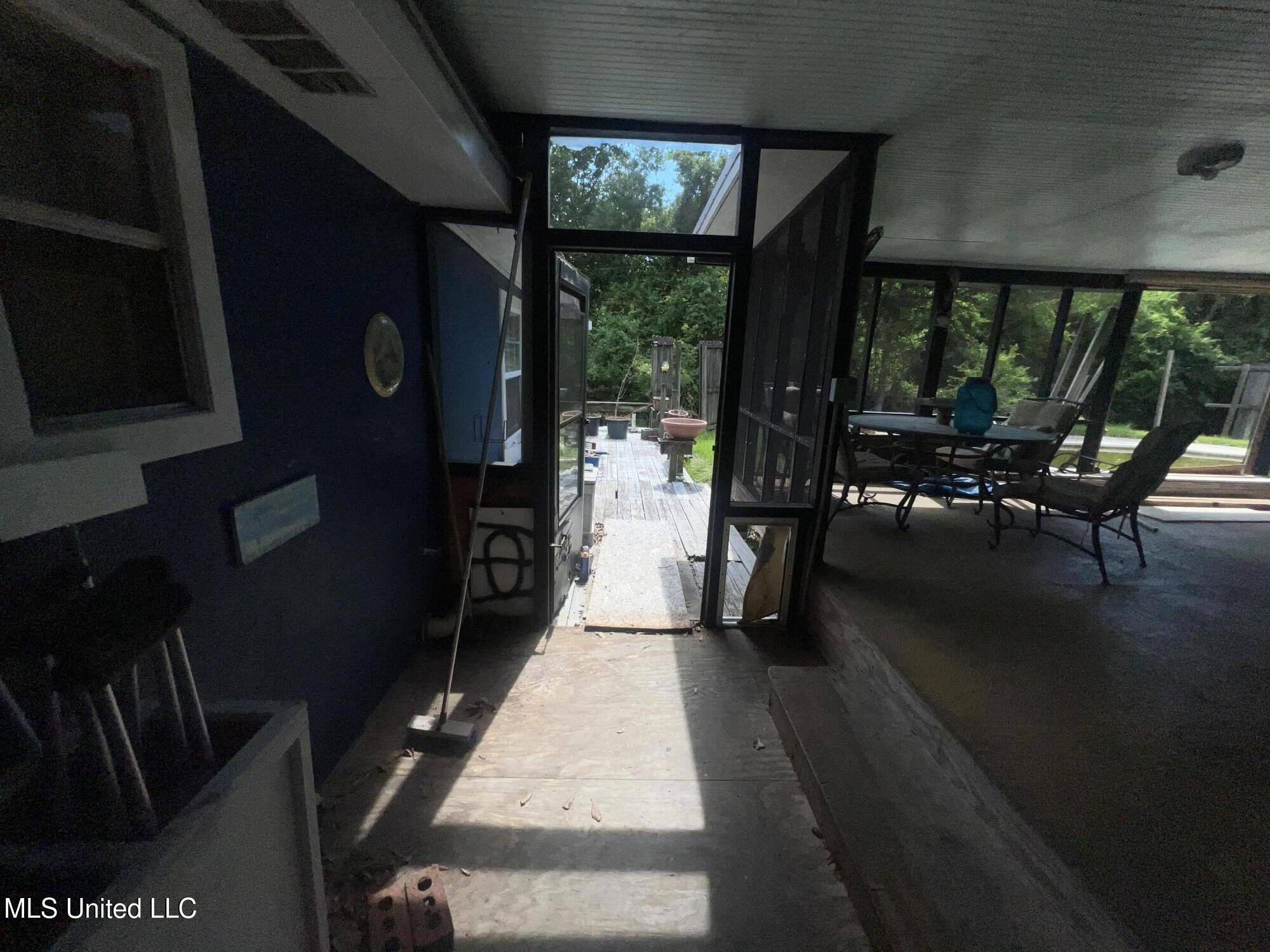 207 Vacation Lane Property Photo 19