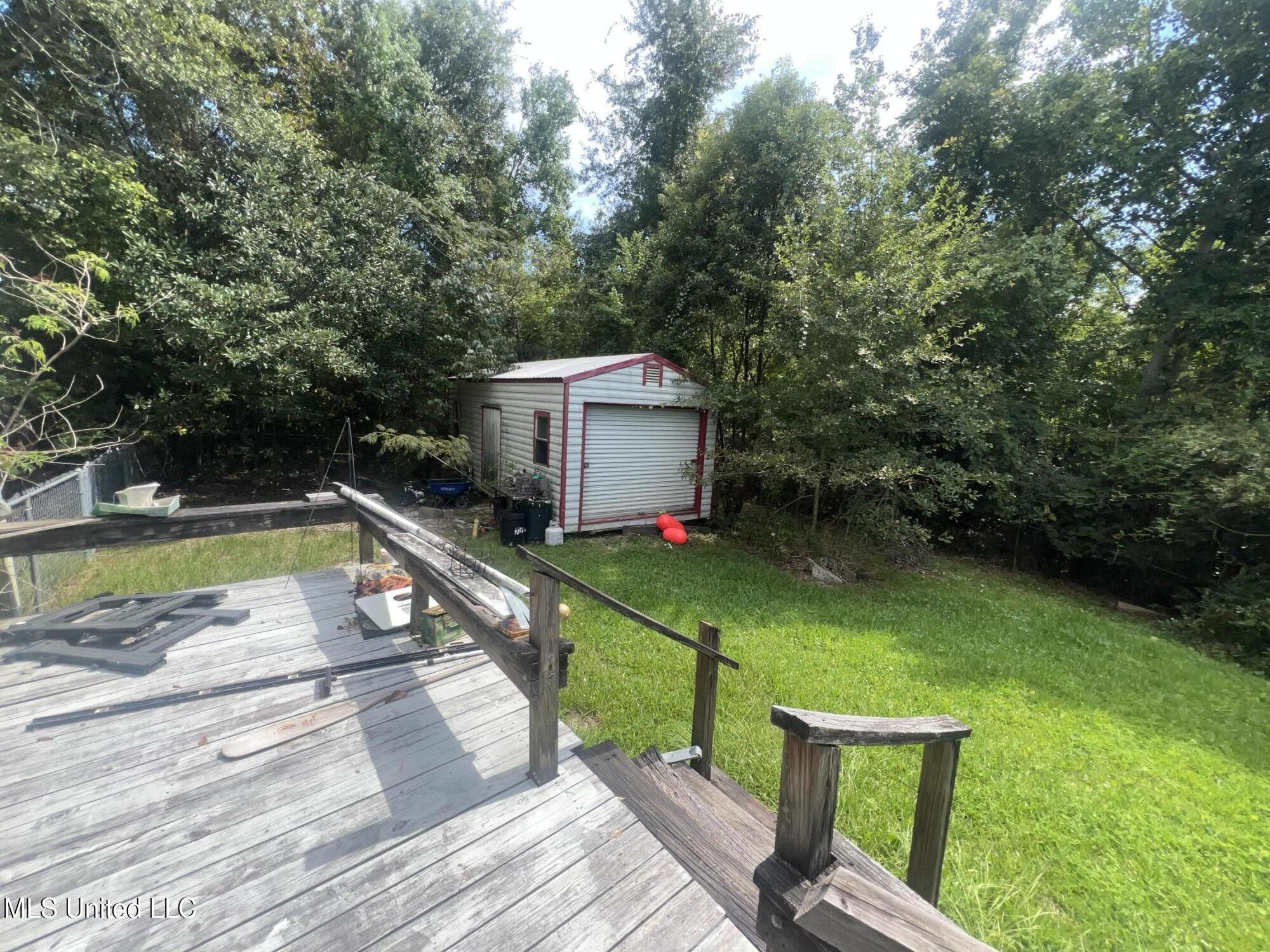 207 Vacation Lane Property Photo 26