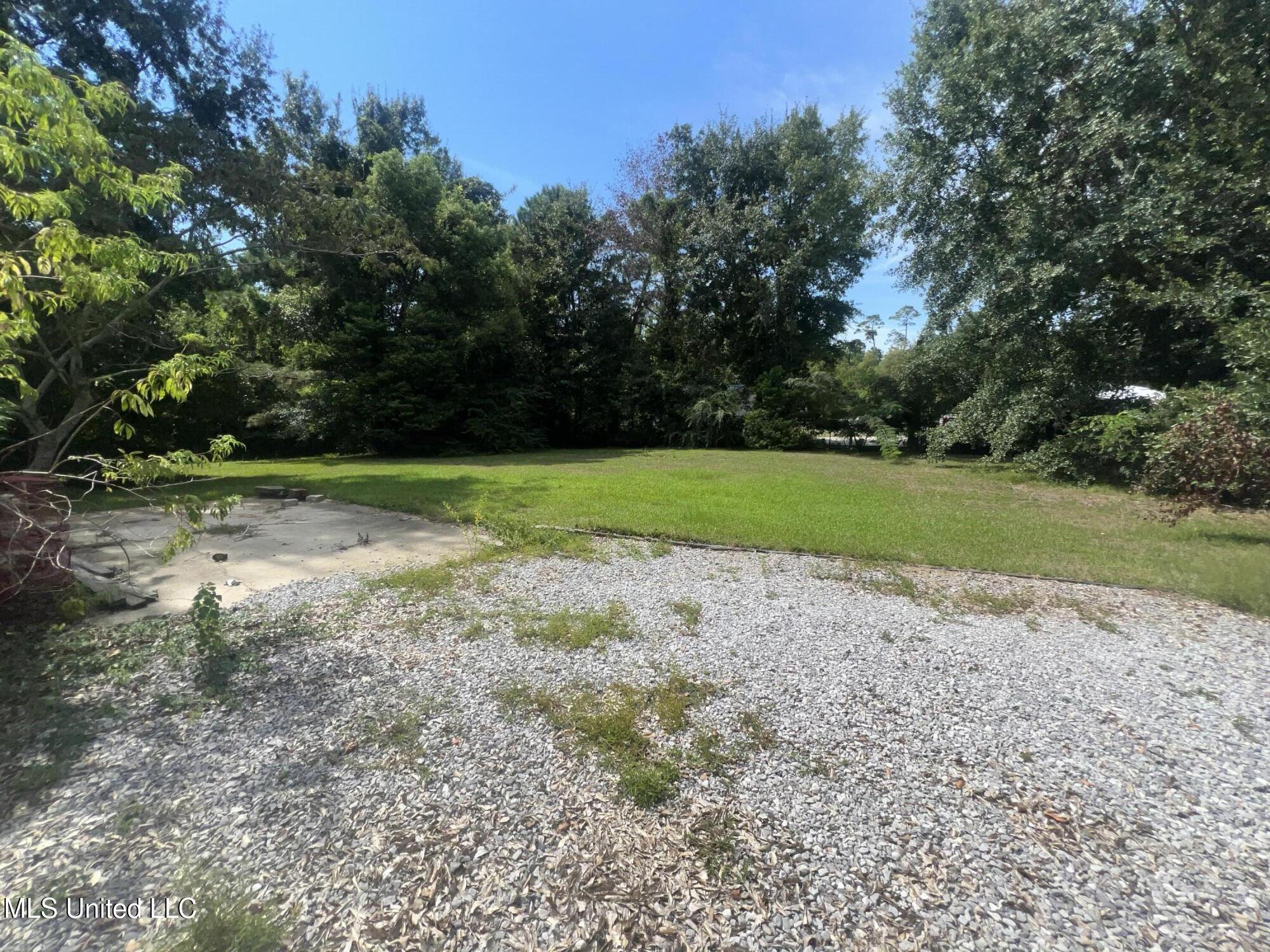 207 Vacation Lane Property Photo 31