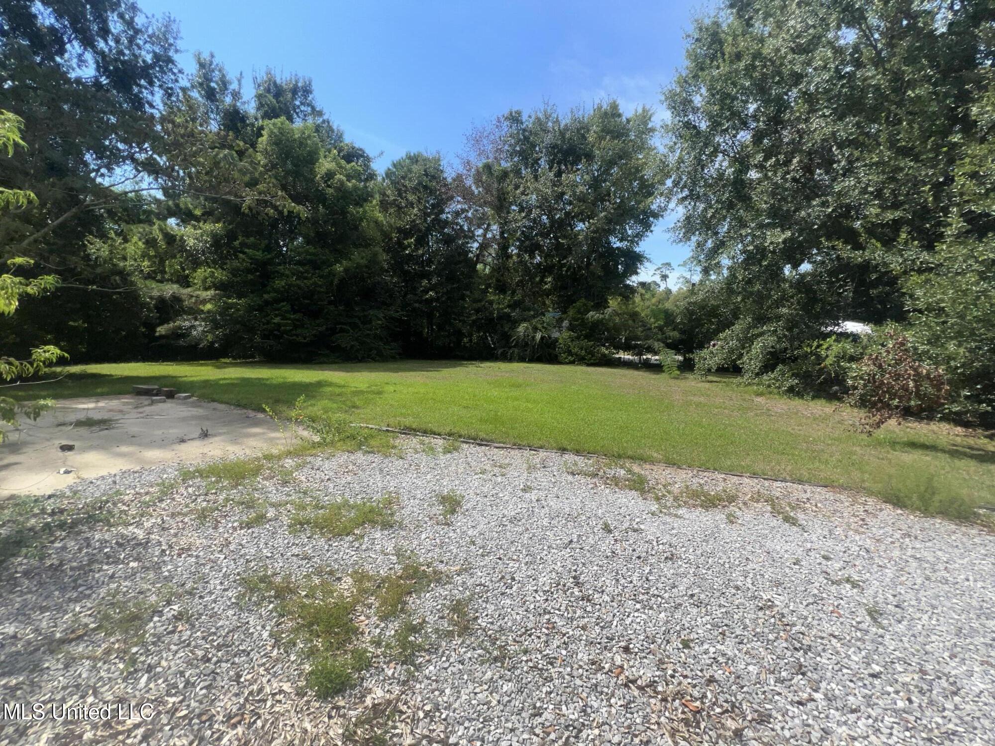 207 Vacation Lane Property Photo 32