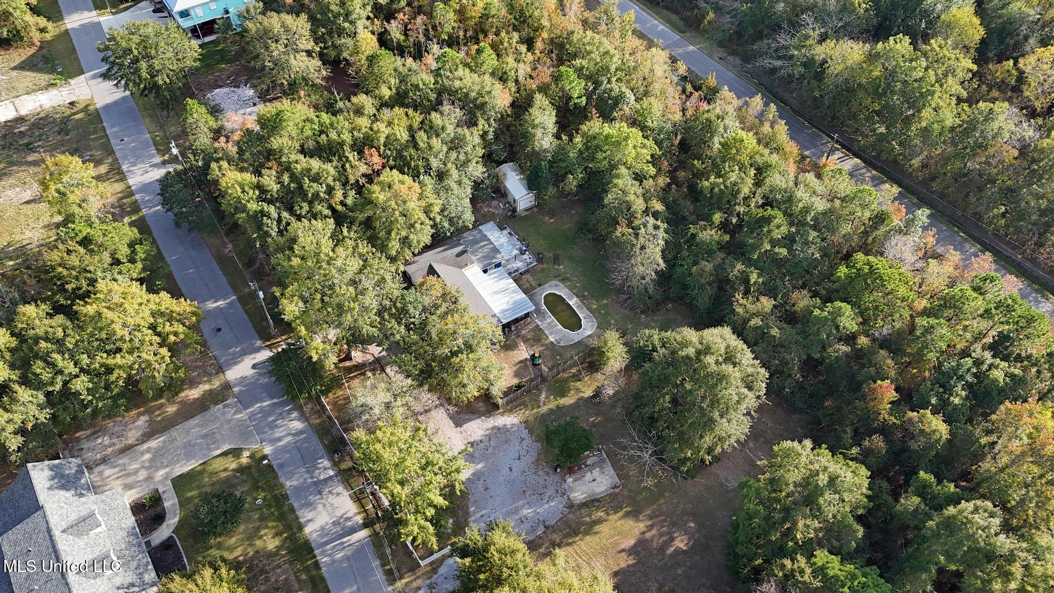 207 Vacation Lane Property Photo 36
