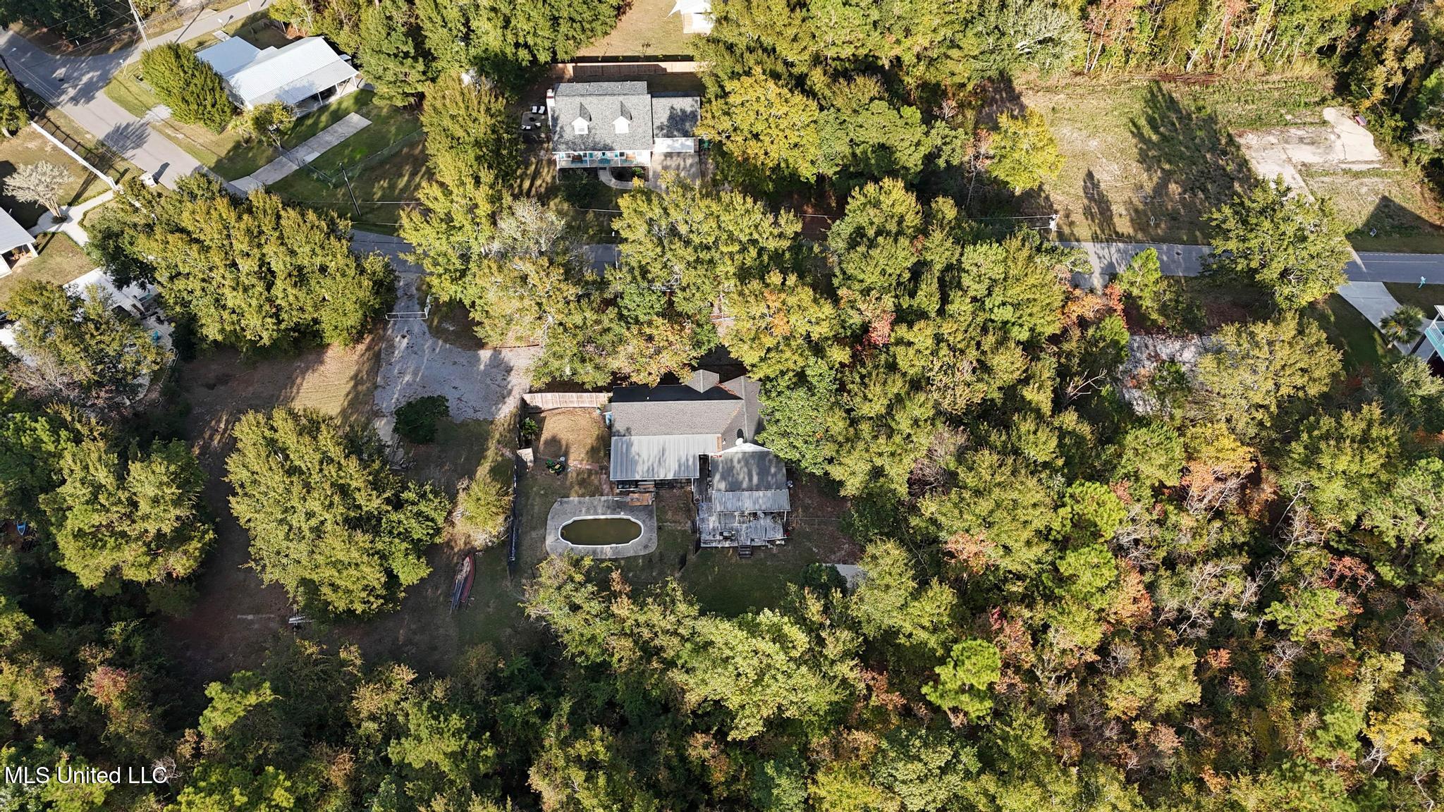 207 Vacation Lane Property Photo 41