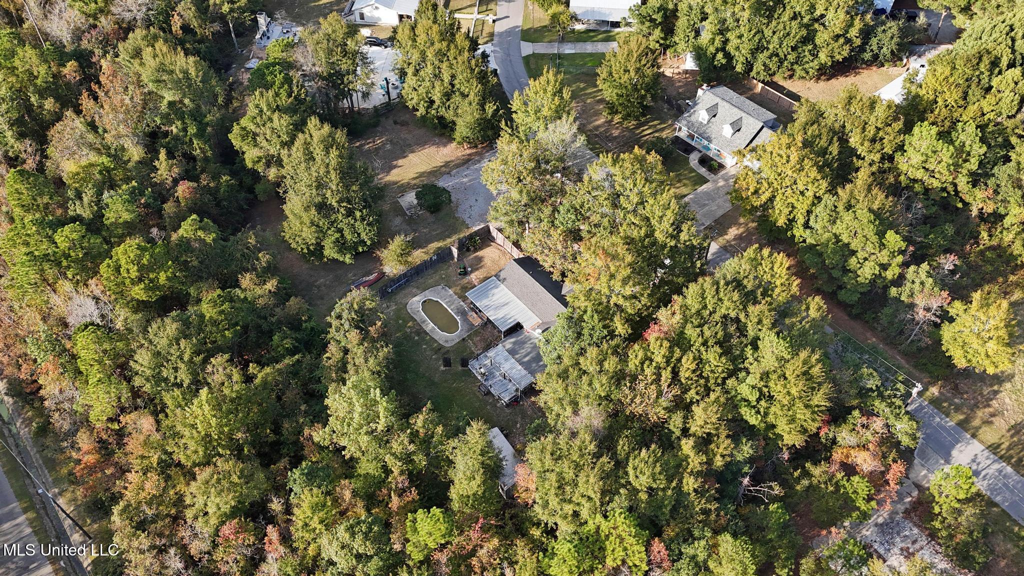 207 Vacation Lane Property Photo 42