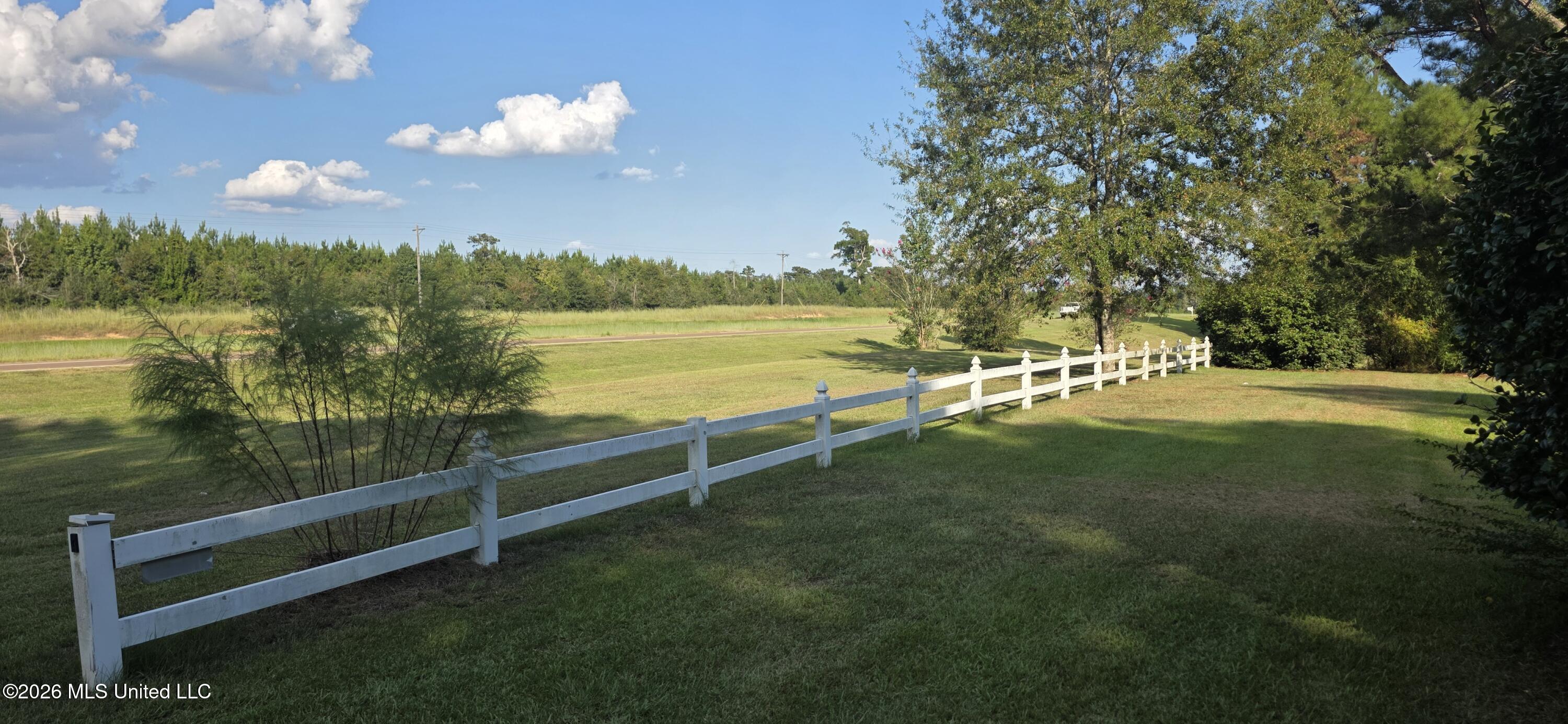 5174 Highway 98 Property Photo 17