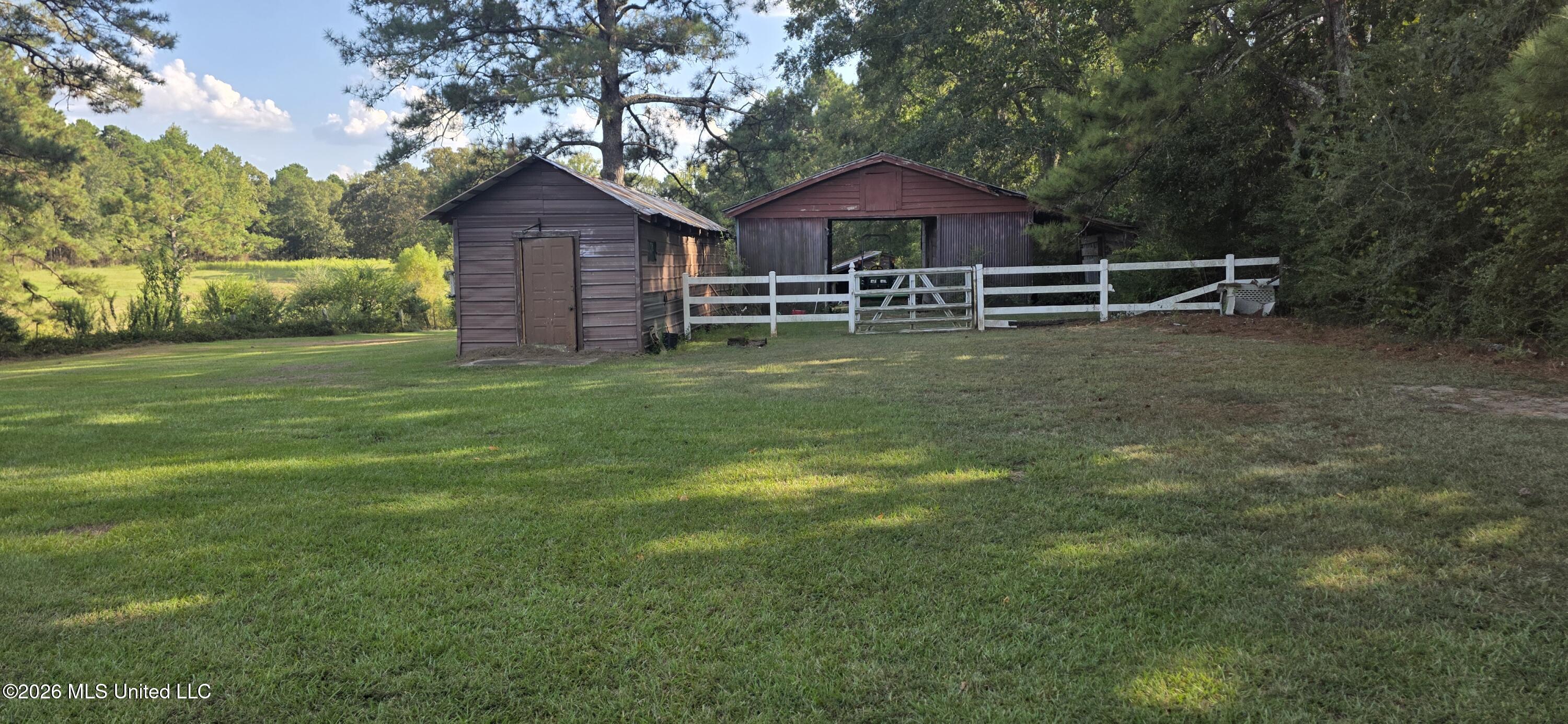 5174 Highway 98 Property Photo 37
