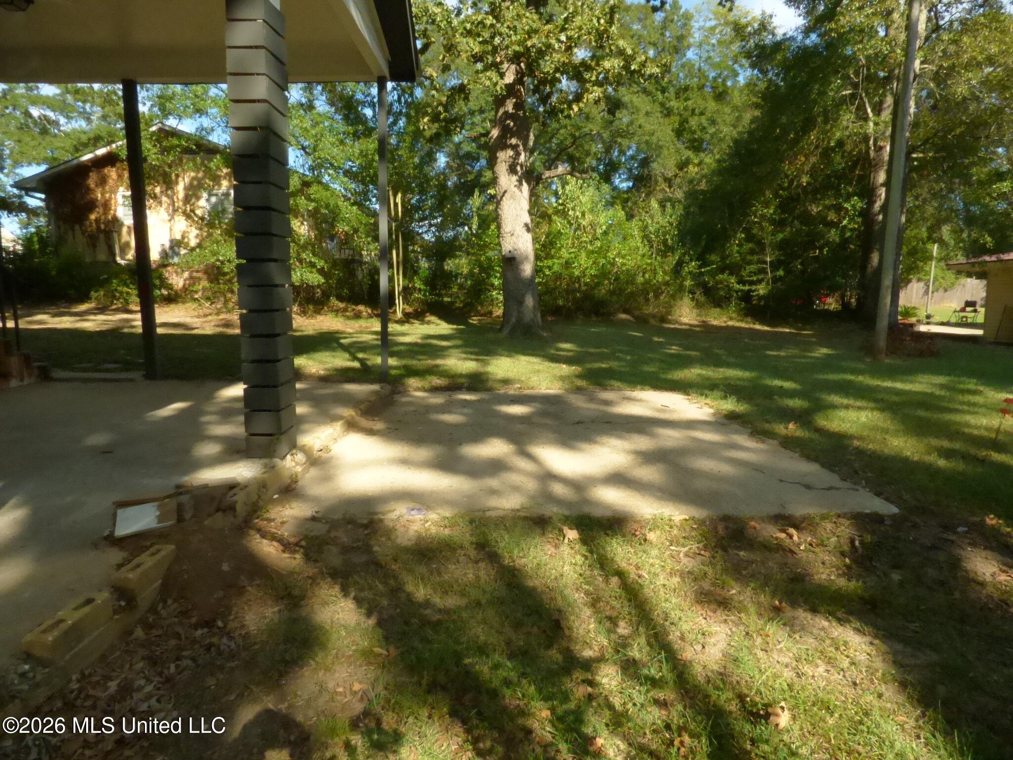 220 N James Avenue Property Photo 13
