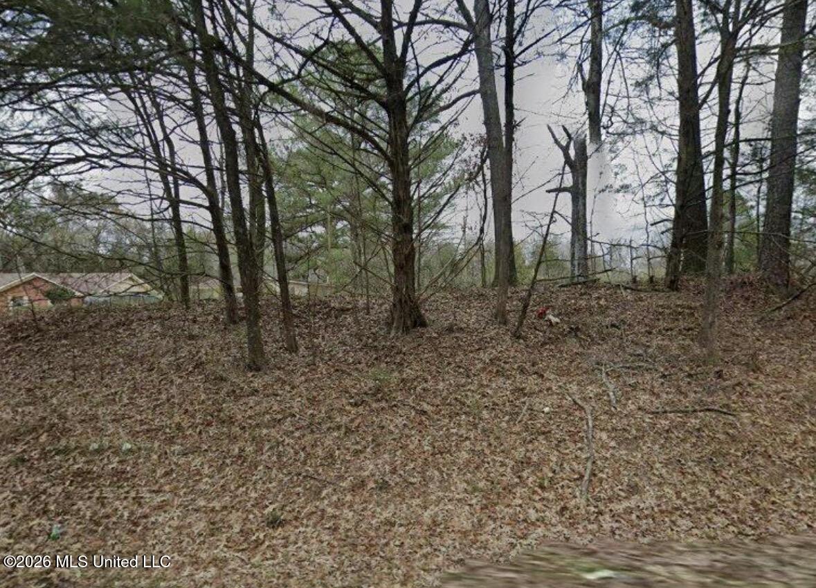 402 Robinson Road Property Photo 1