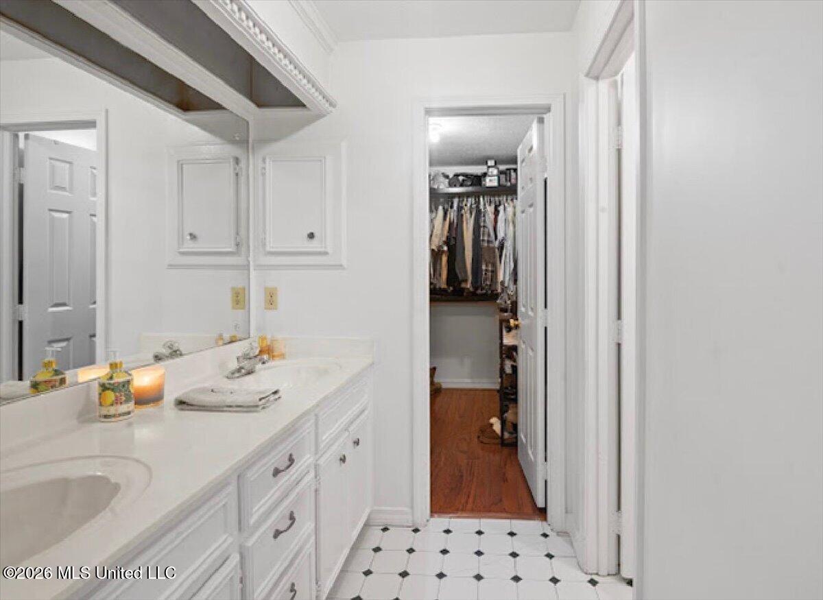 665 Twin Harbor Place Property Photo 19