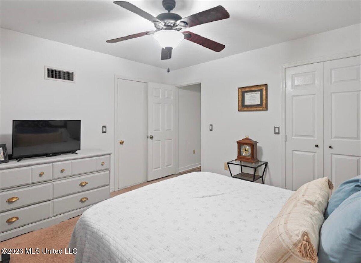 665 Twin Harbor Place Property Photo 29