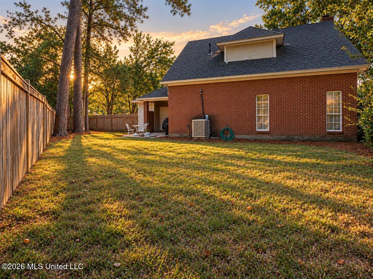 665 Twin Harbor Place Property Photo 32