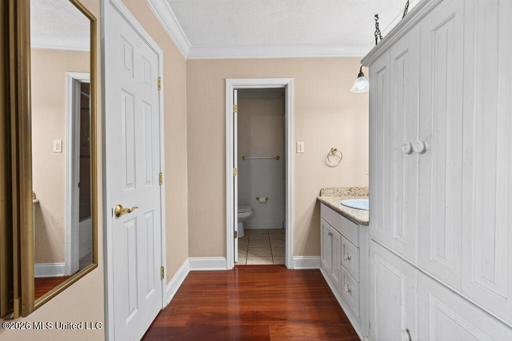 612 Sunset Drive Property Photo 28