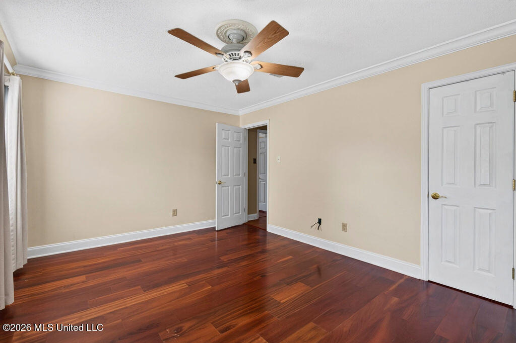 612 Sunset Drive Property Photo 30
