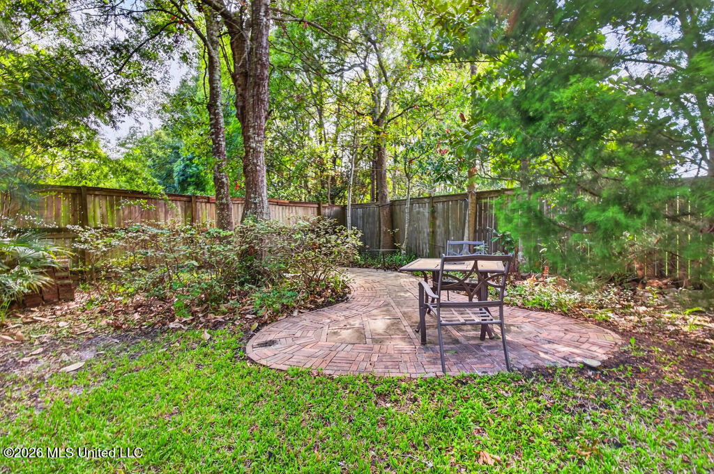 612 Sunset Drive Property Photo 44