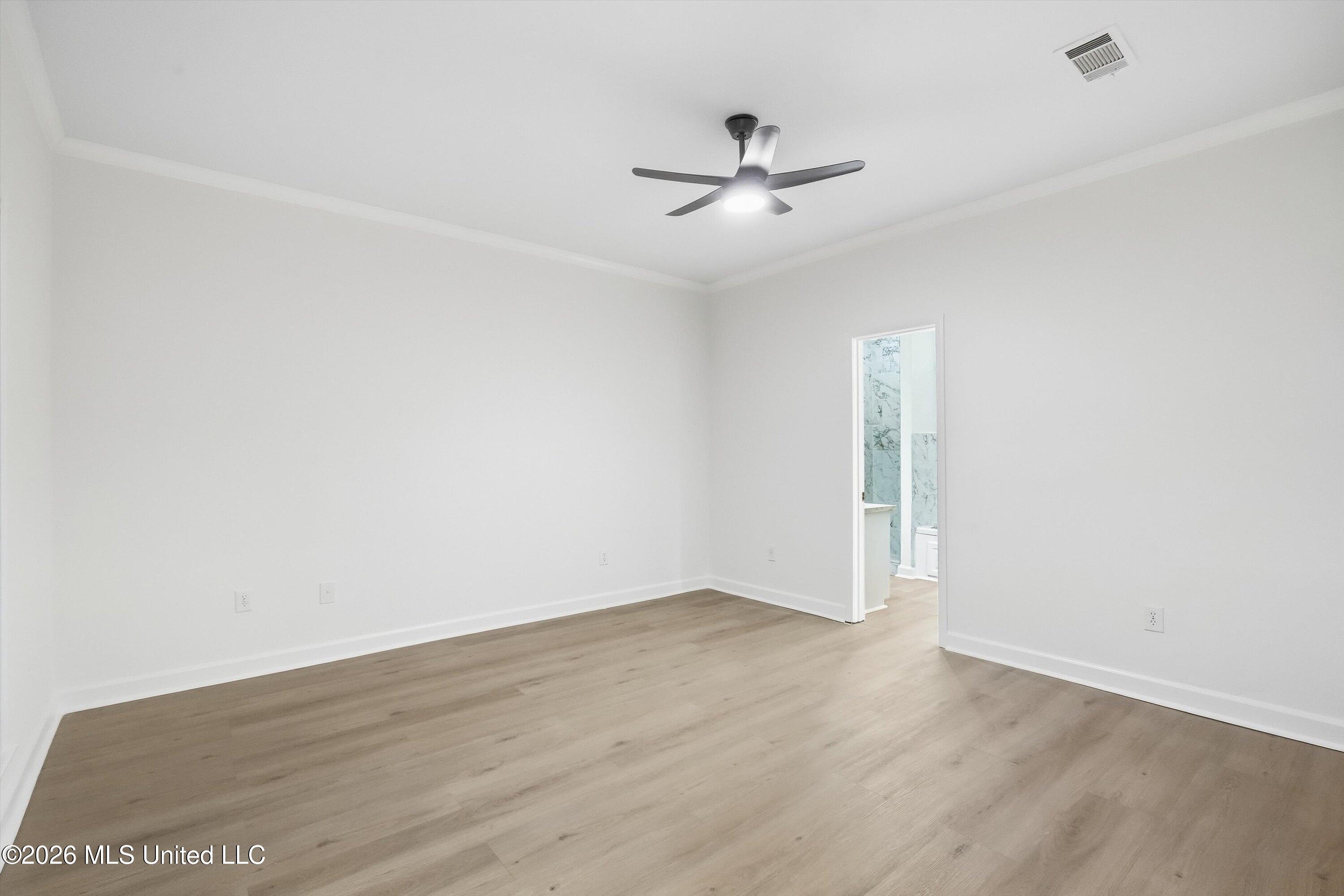 1007 Riverchase N Drive Property Photo 19