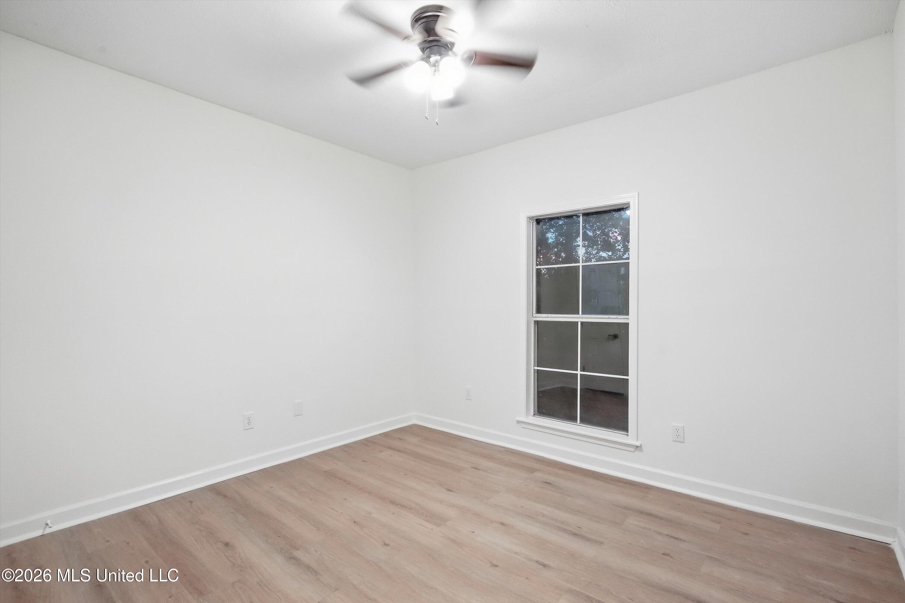 1007 Riverchase N Drive Property Photo 26