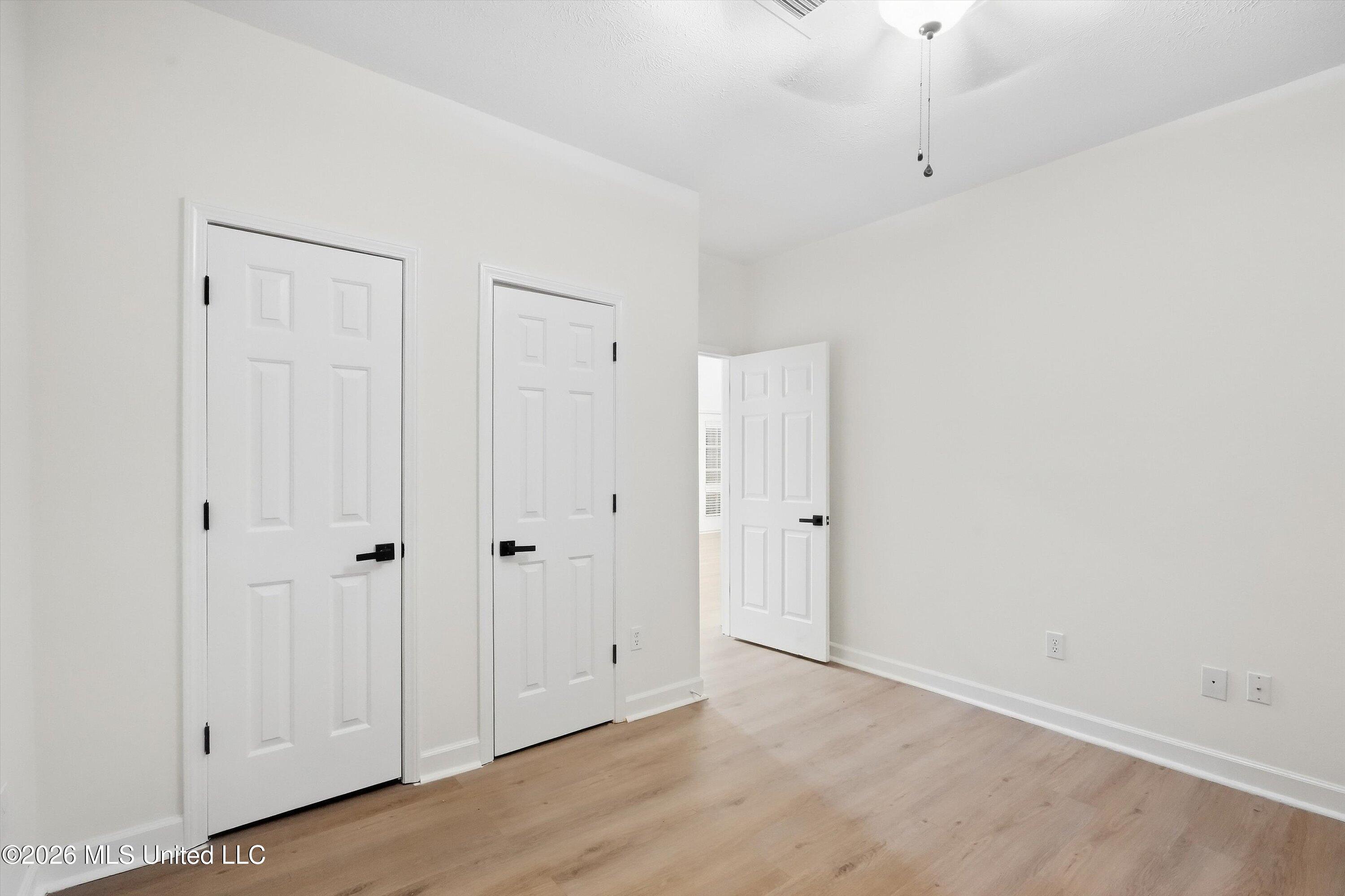 1007 Riverchase N Drive Property Photo 30