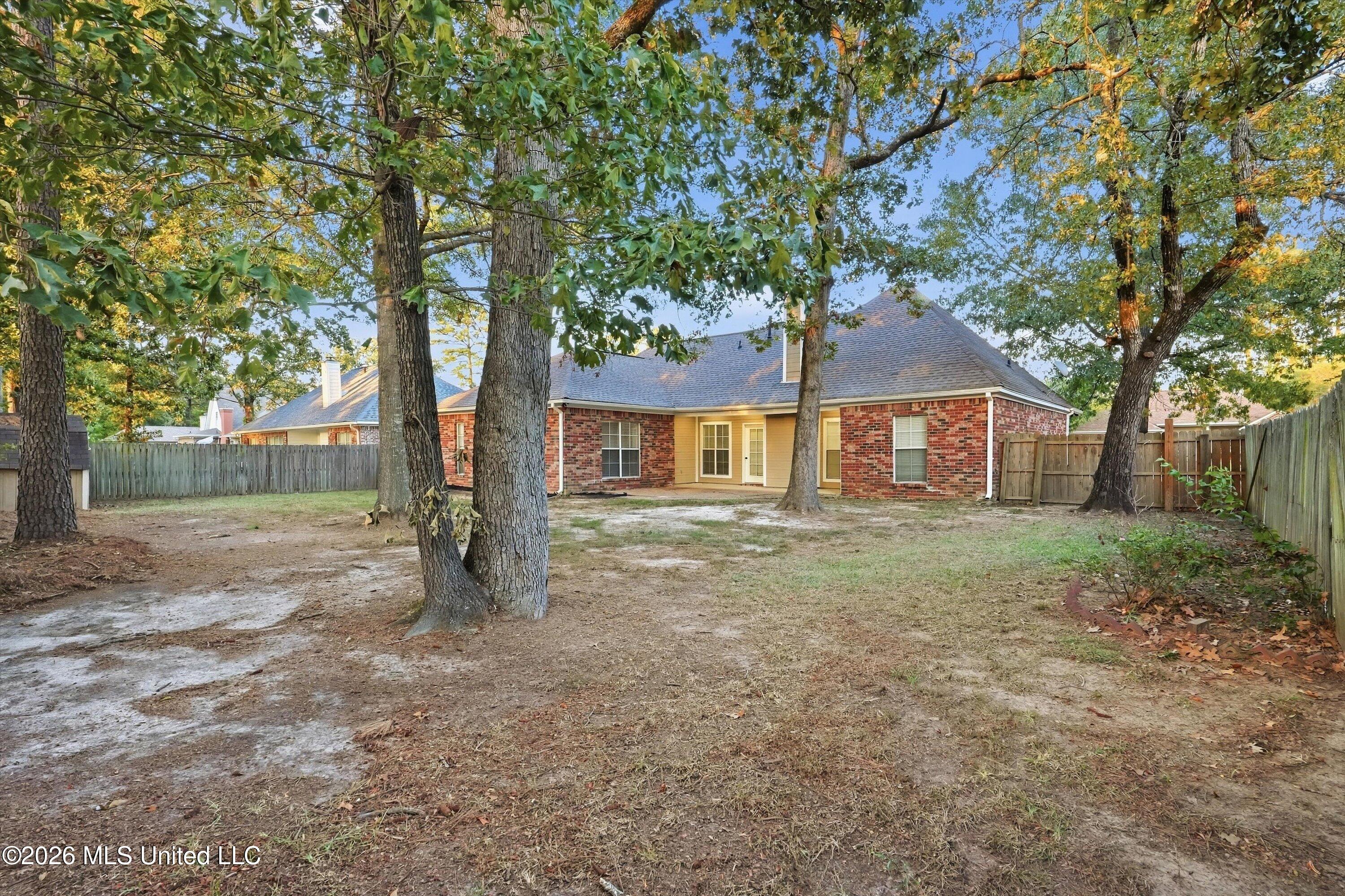 1007 Riverchase N Drive Property Photo 35