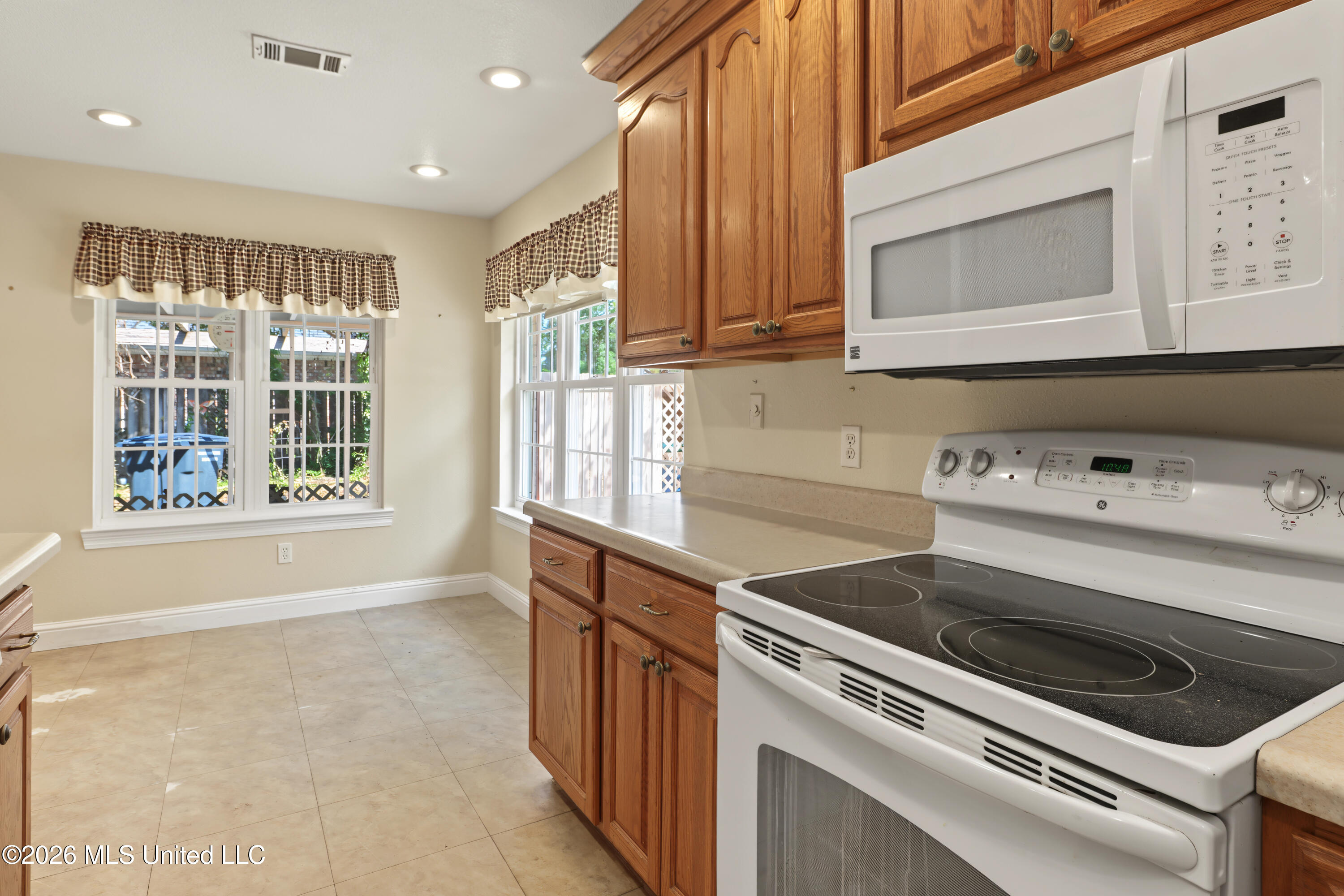 14712 Rue Mornay Drive Property Photo 8
