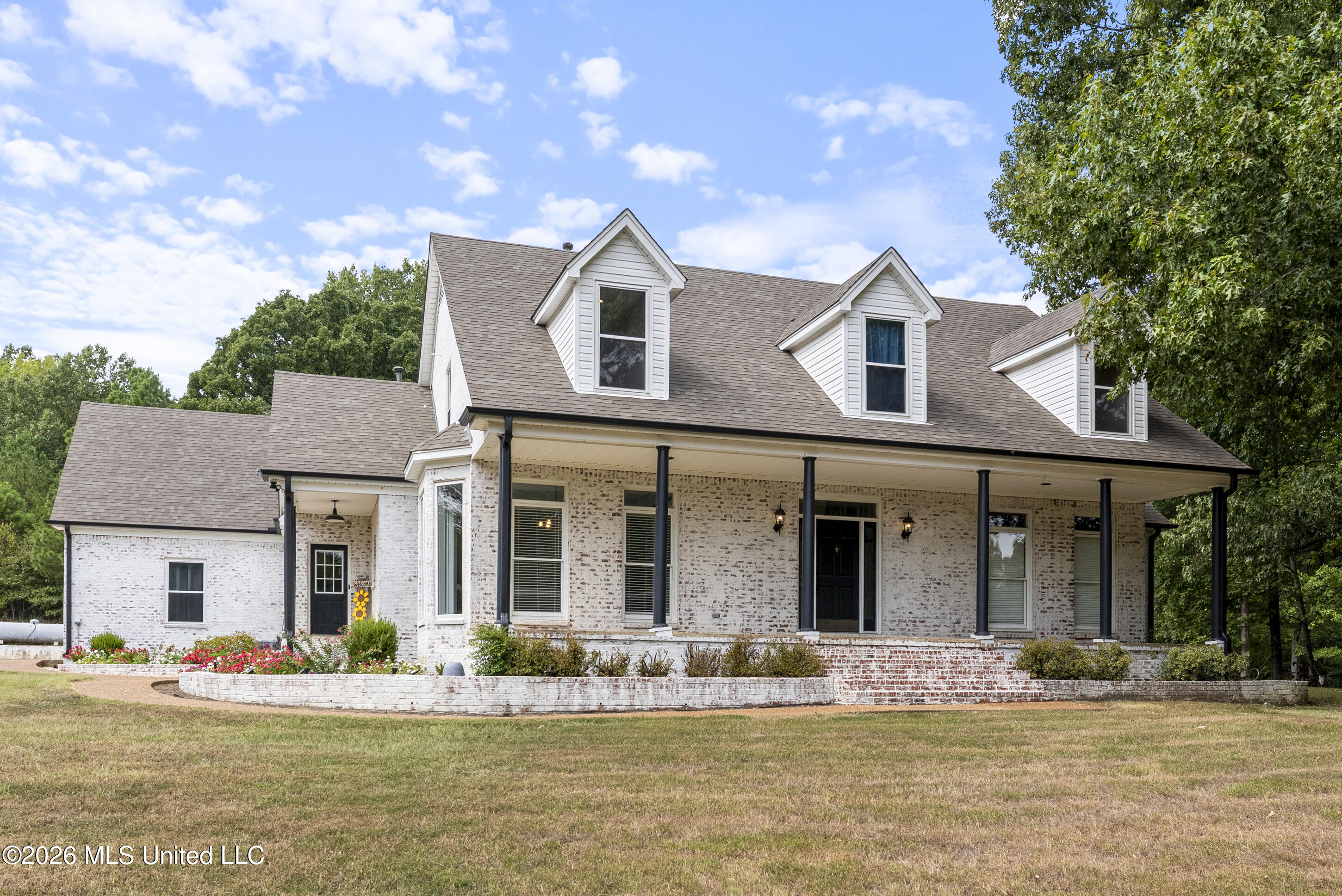 4665 S Fogg Road Property Photo 3