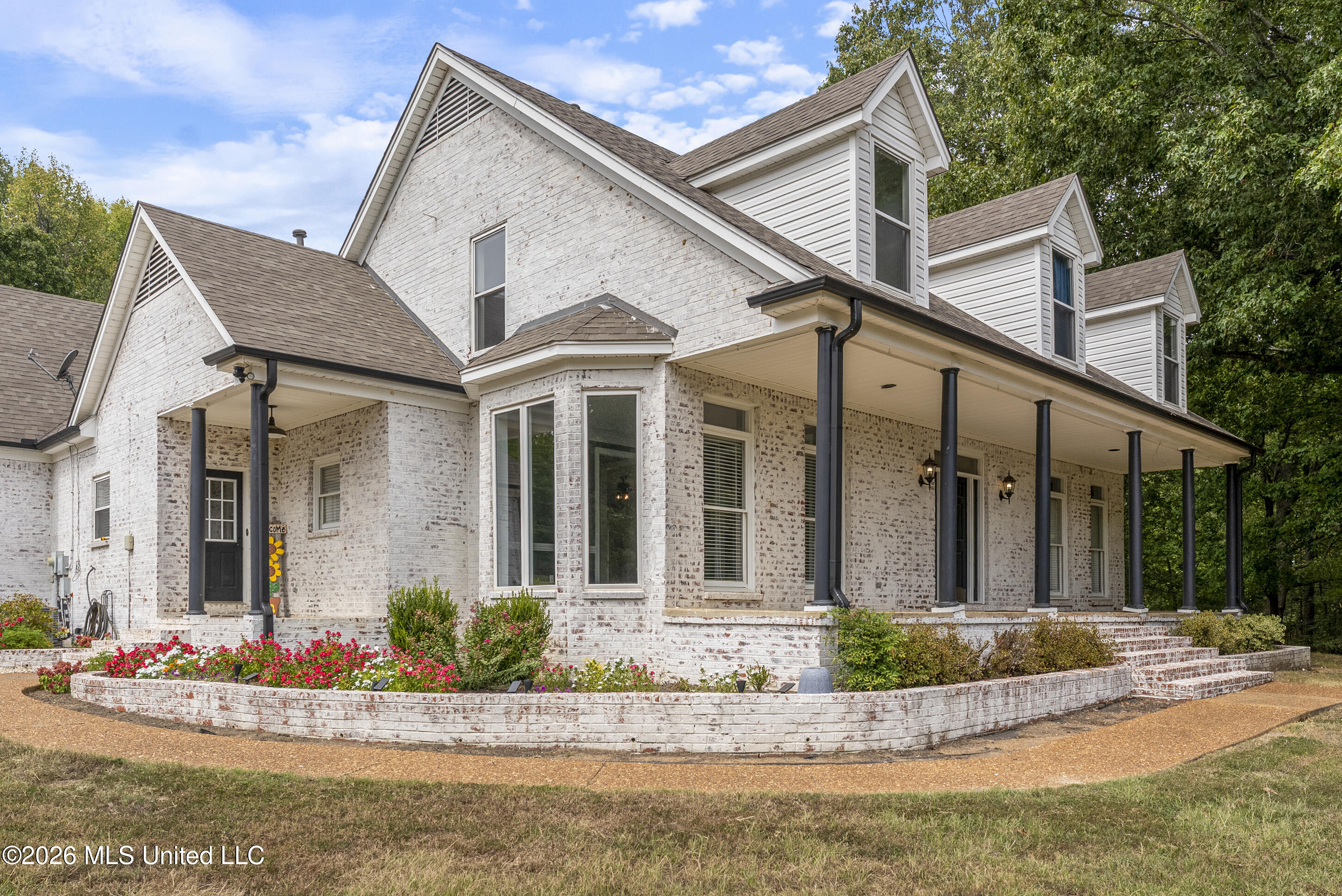 4665 S Fogg Road Property Photo 4
