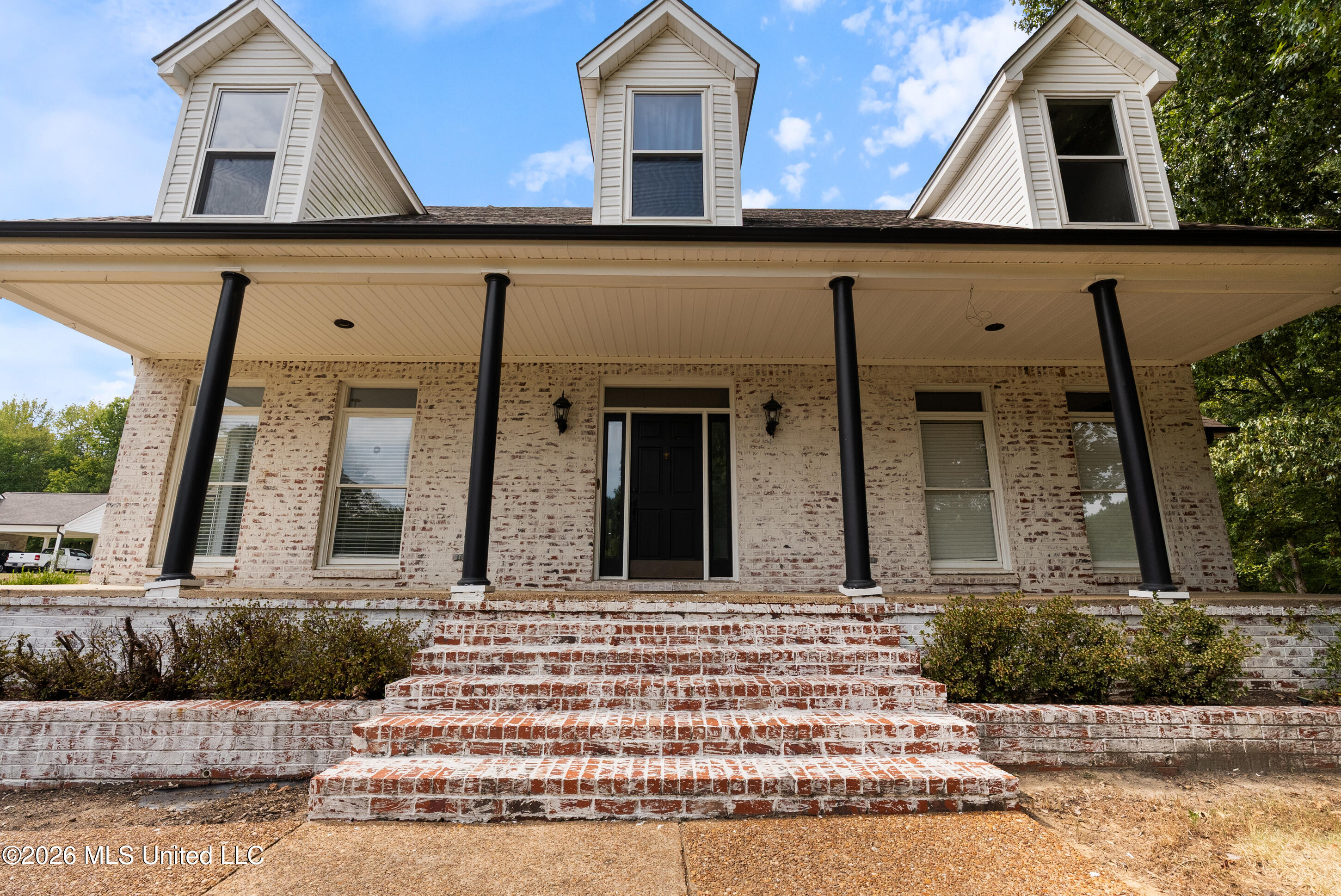 4665 S Fogg Road Property Photo 5