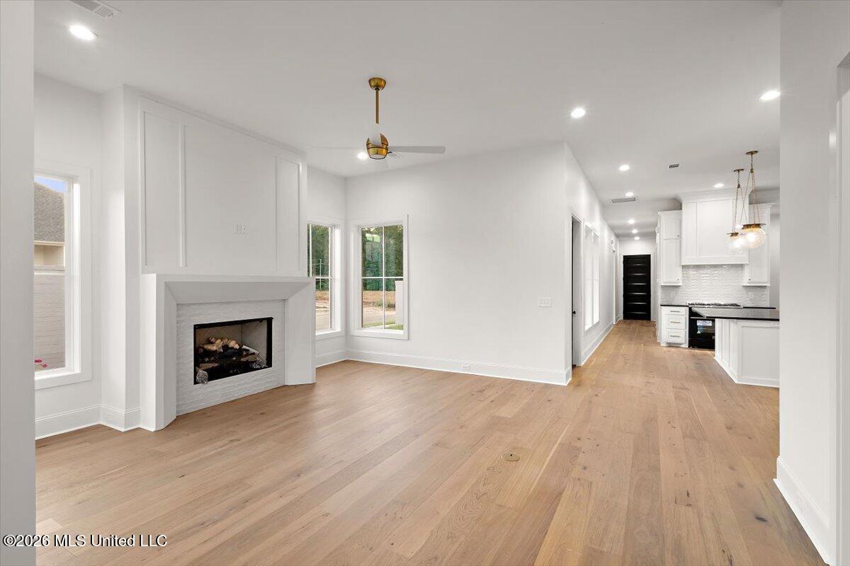 136 Water Street Property Photo 6