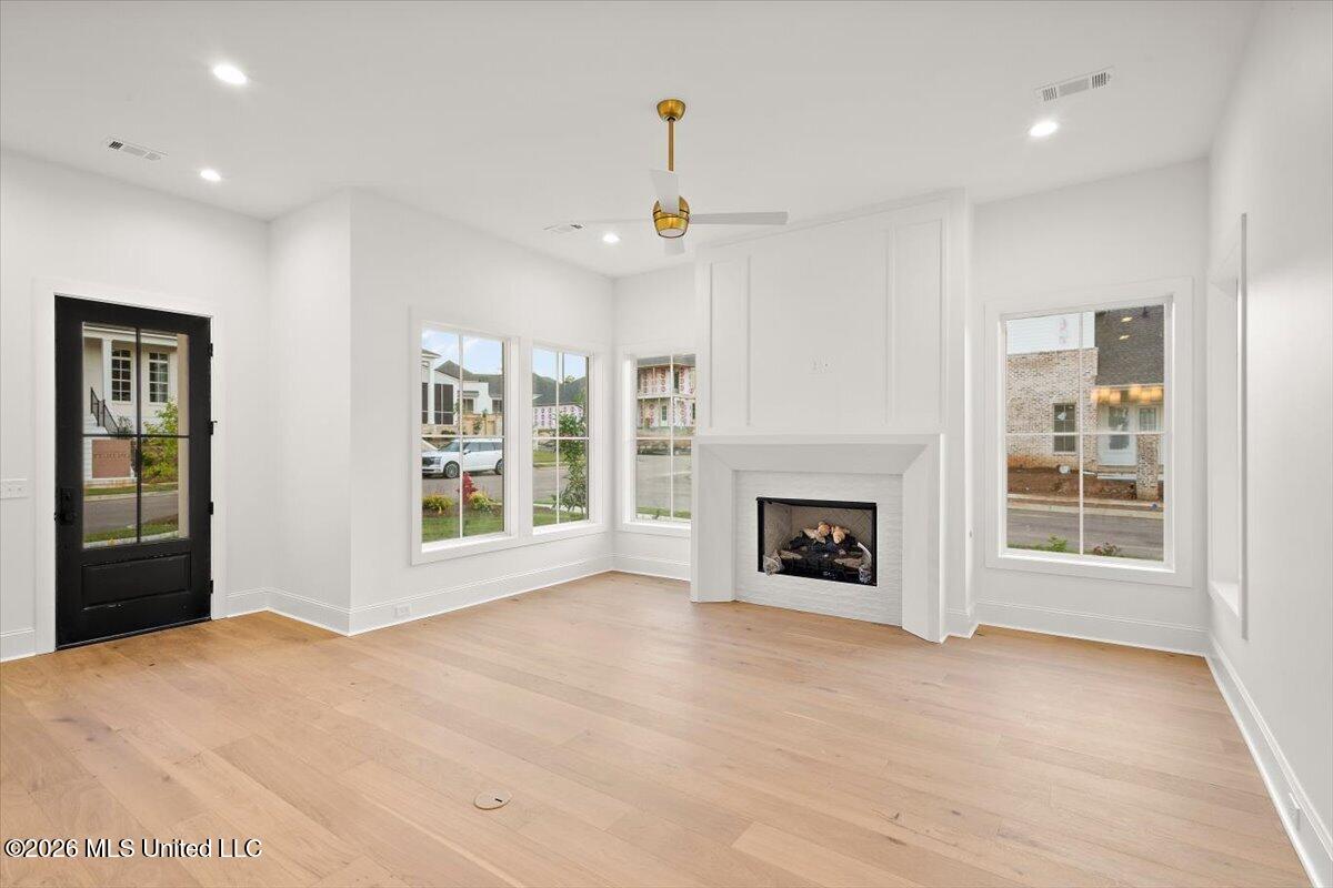 136 Water Street Property Photo 8