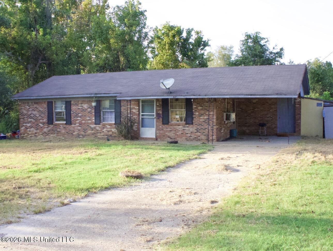 397 Locust Street Property Photo 1