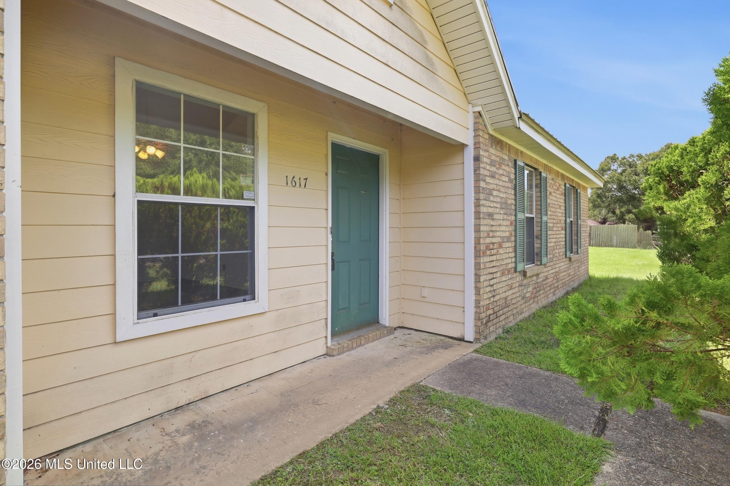 1617 Springridge Road Property Photo 7