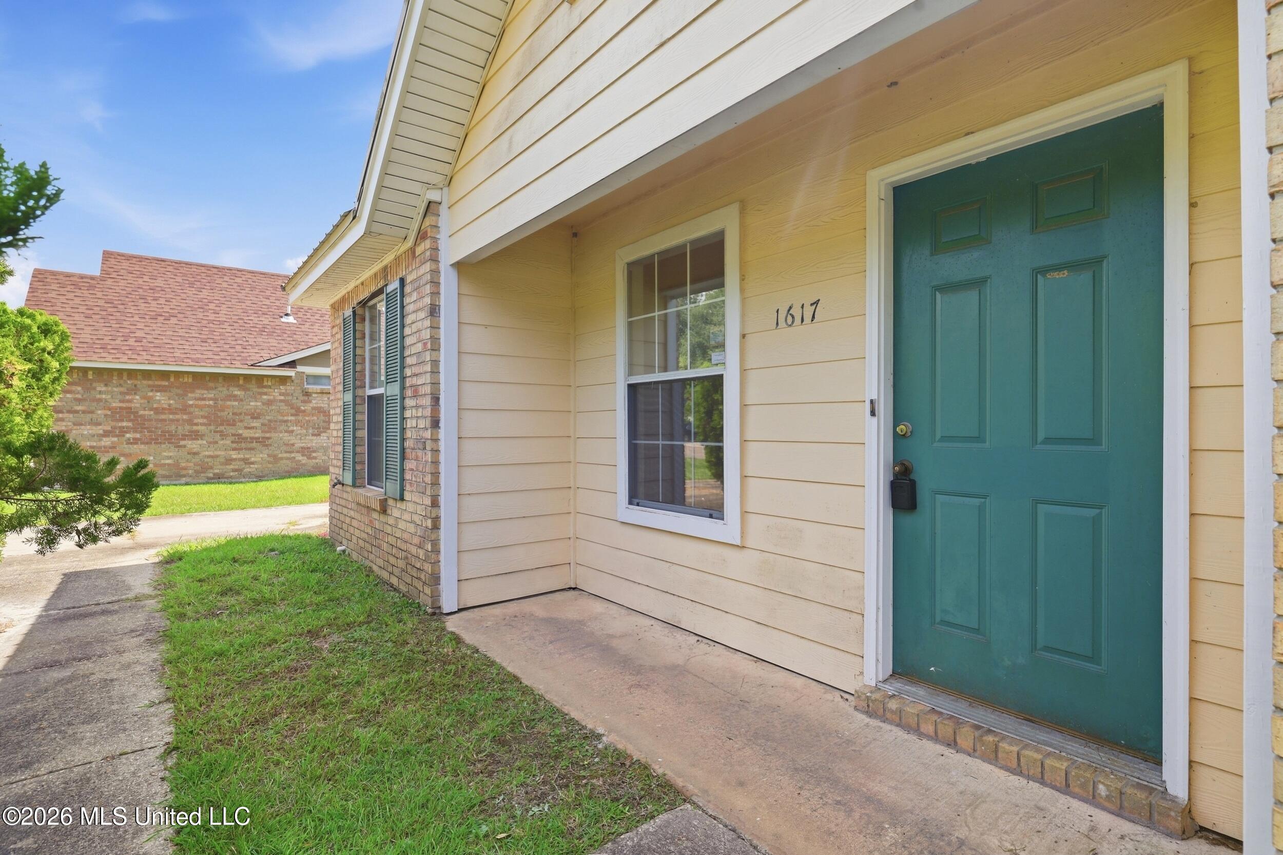 1617 Springridge Road Property Photo 8