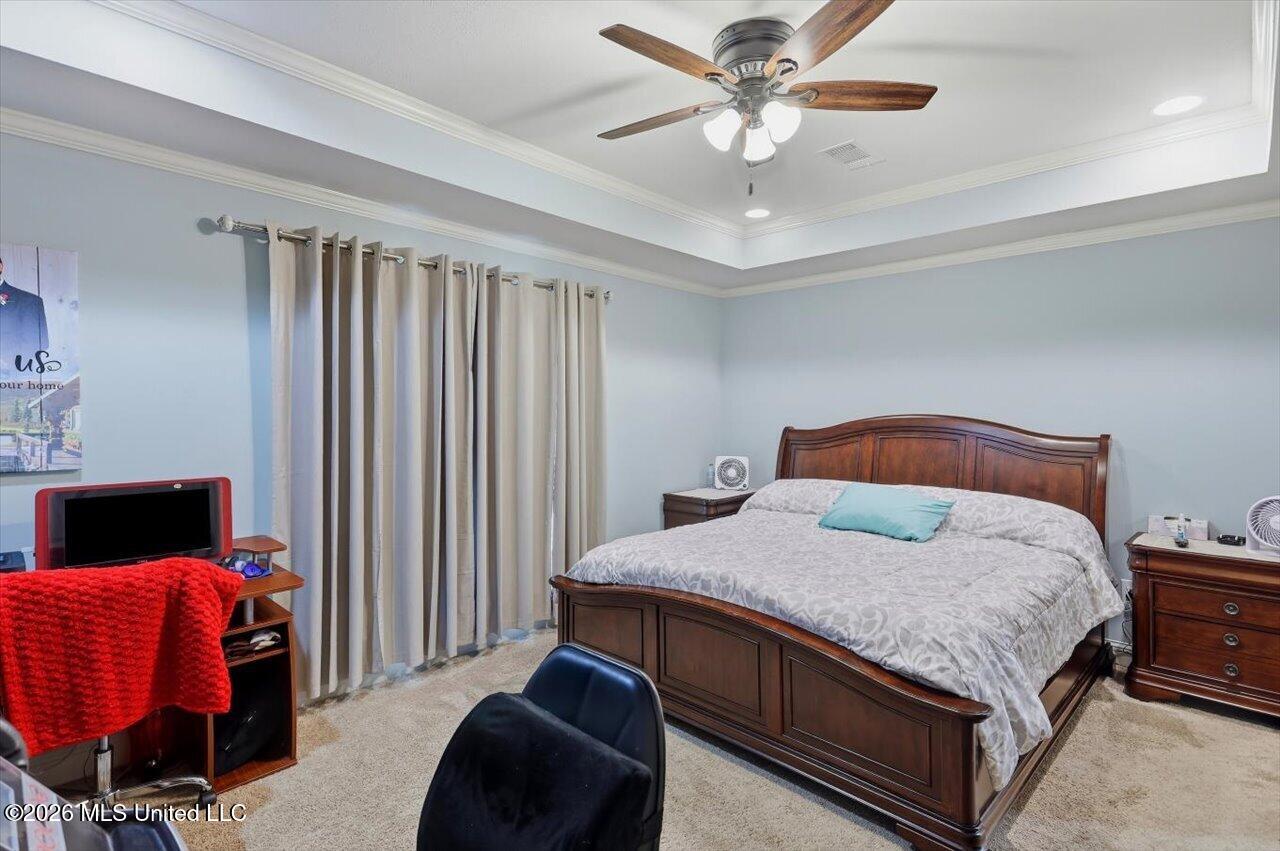 958 Clubhouse Drive Property Photo 17