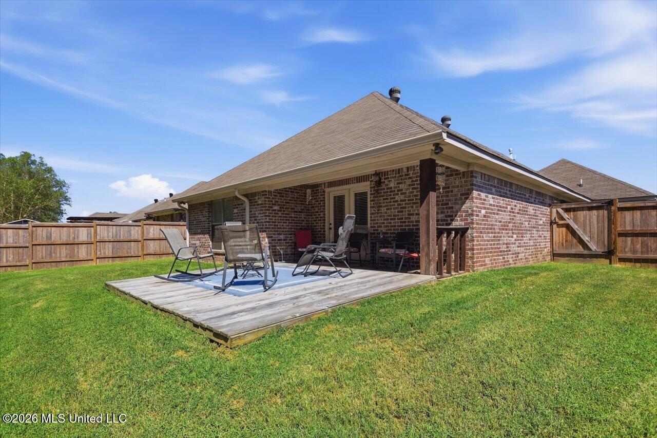 958 Clubhouse Drive Property Photo 26