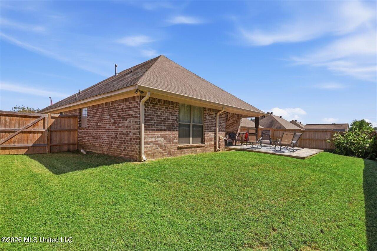 958 Clubhouse Drive Property Photo 27