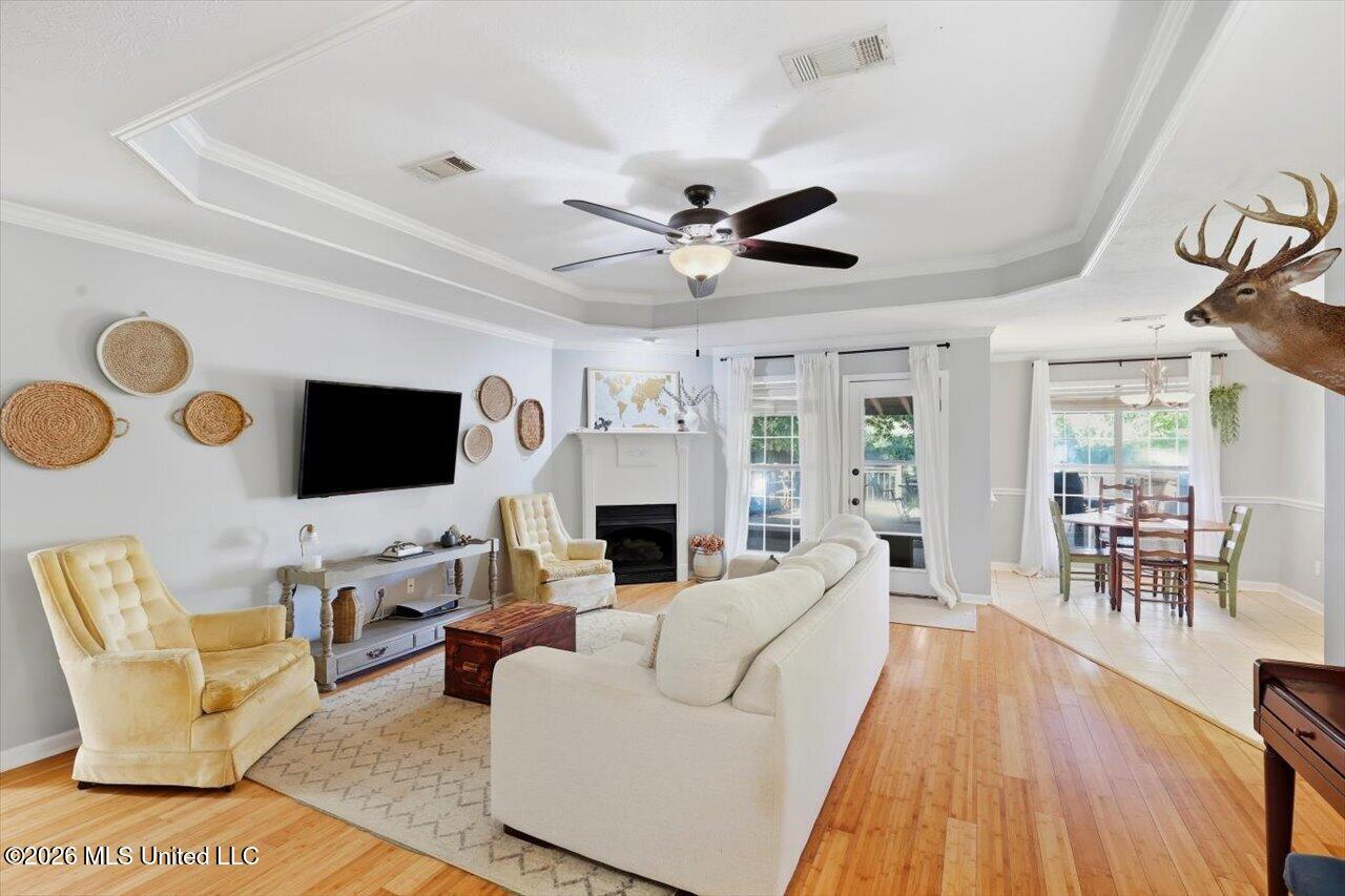 102 Holmar Drive Property Photo 10