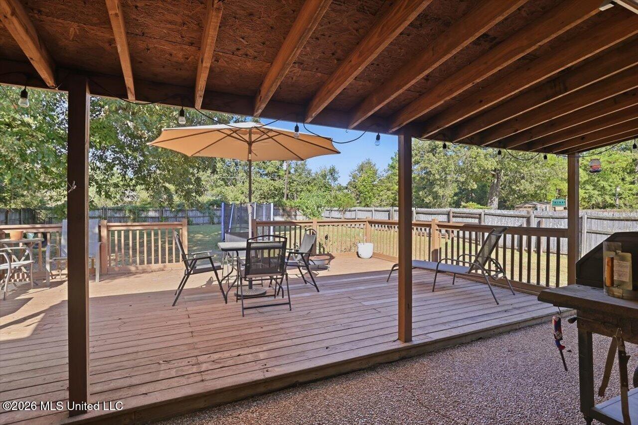 102 Holmar Drive Property Photo 27