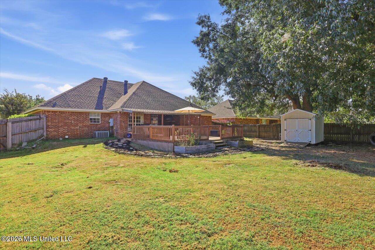 102 Holmar Drive Property Photo 31