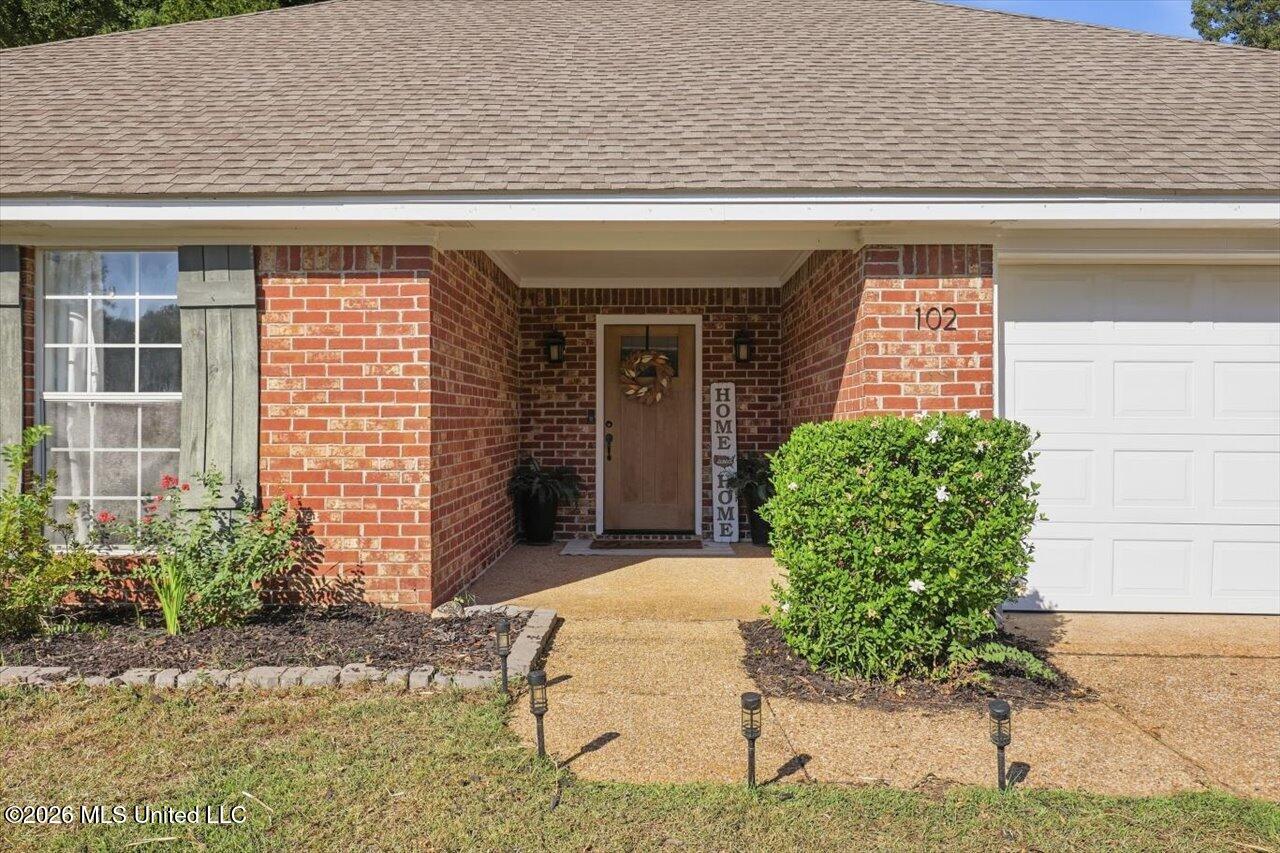 102 Holmar Drive Property Photo 33