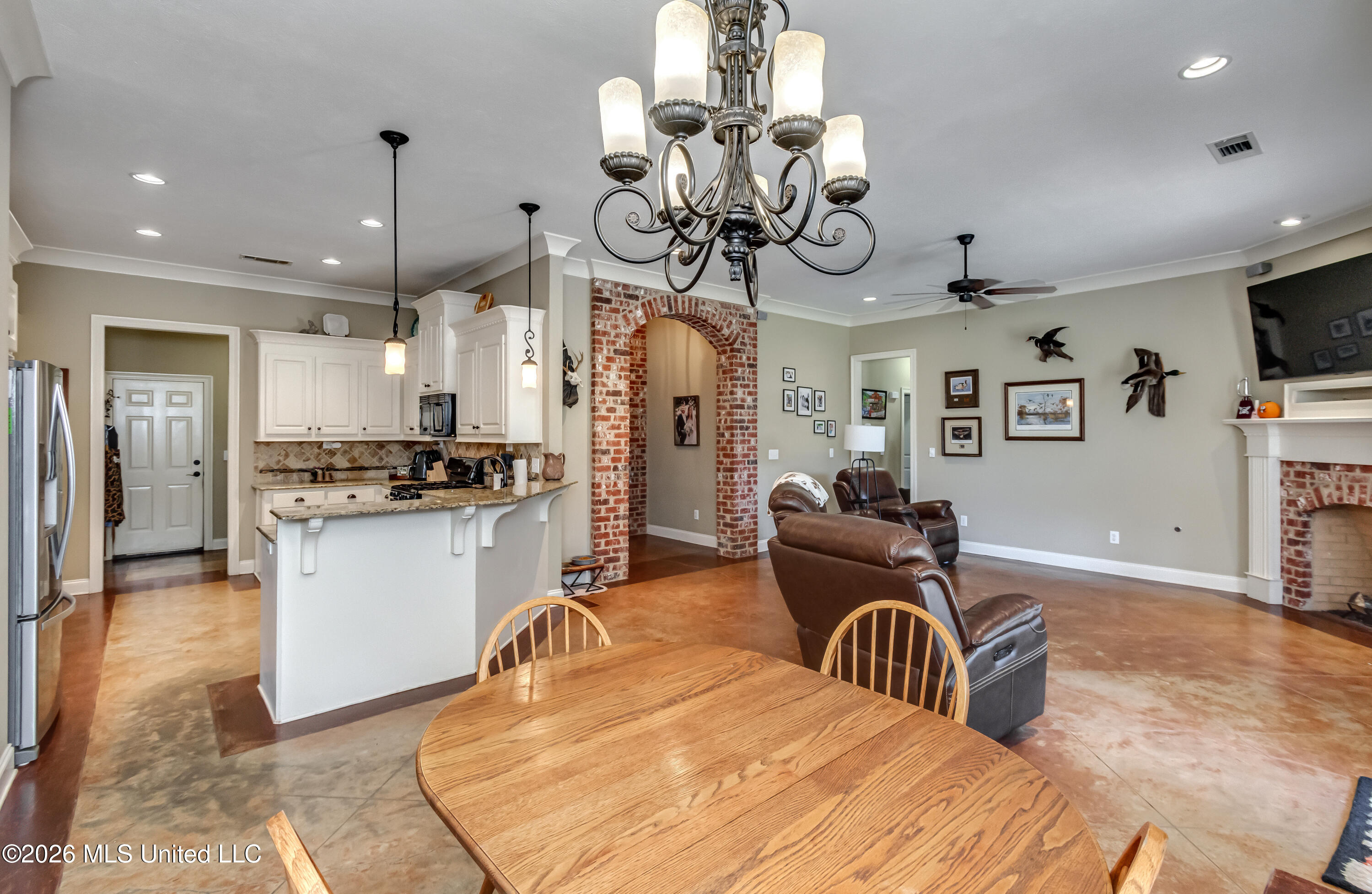 233 Stonebridge Boulevard Property Photo 12
