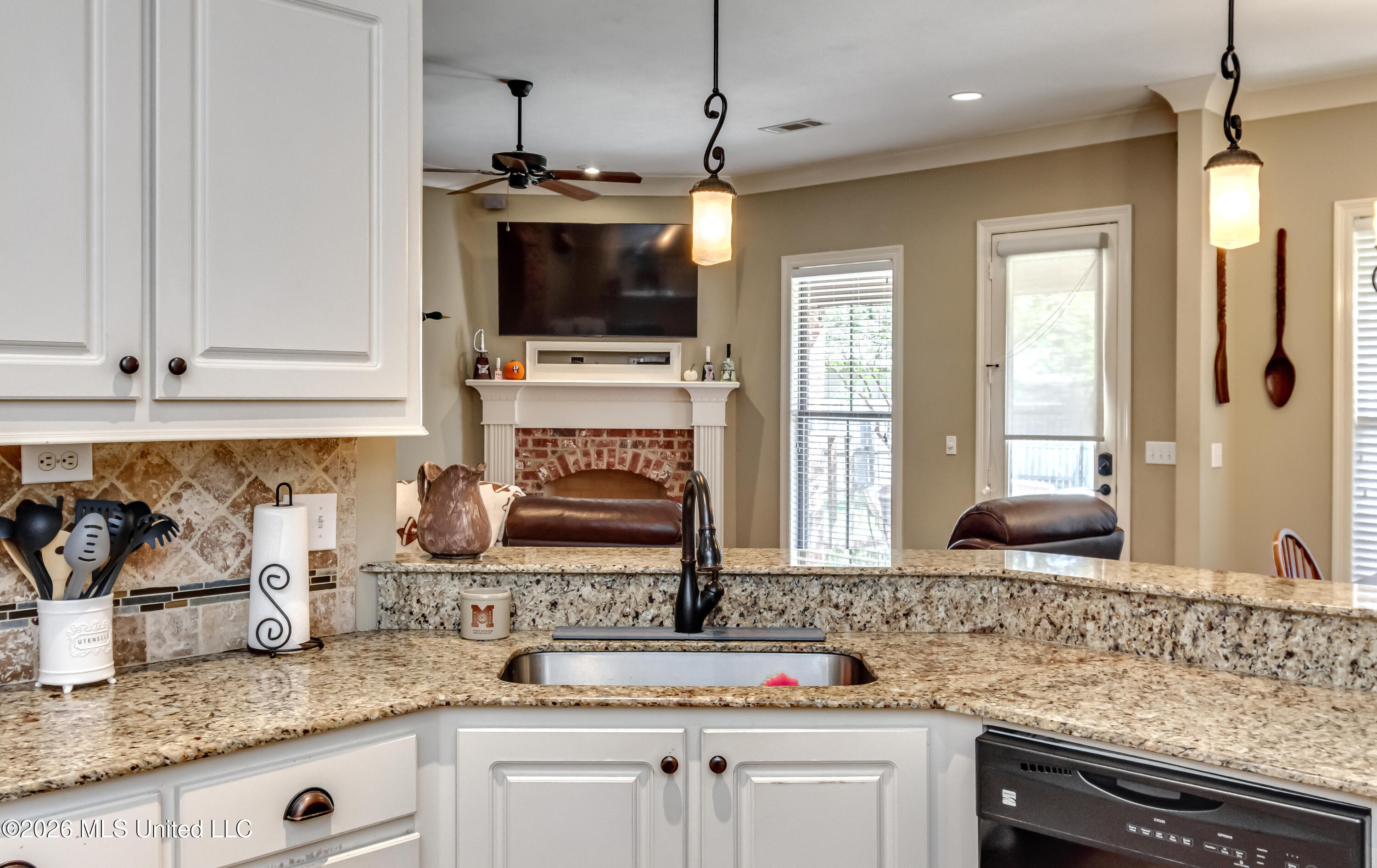 233 Stonebridge Boulevard Property Photo 15