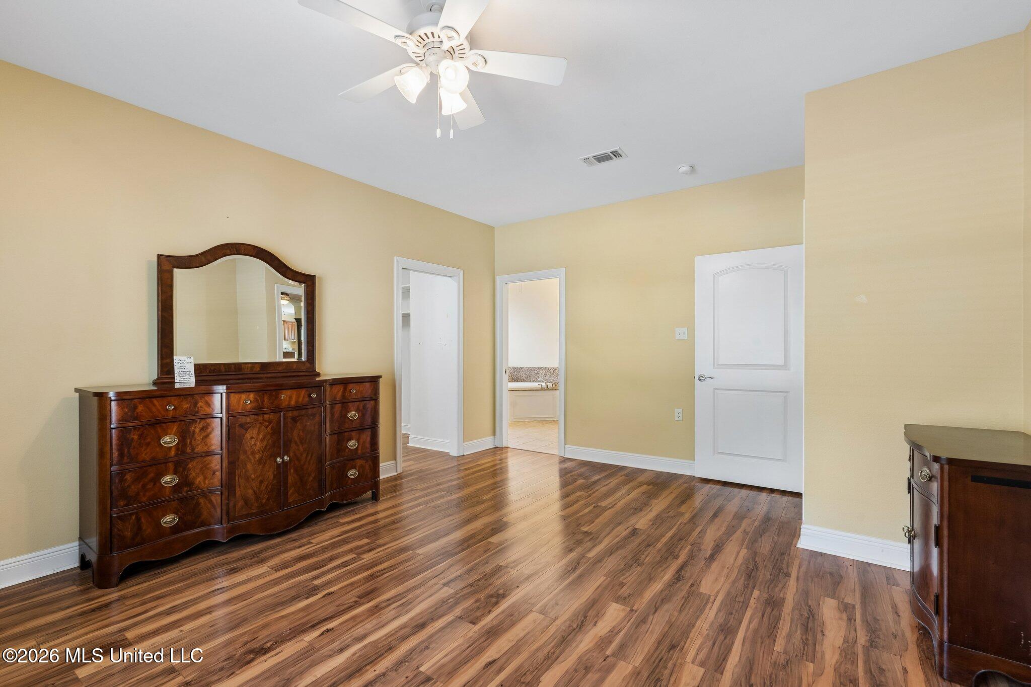 8352 Ridgewood Drive Property Photo 13