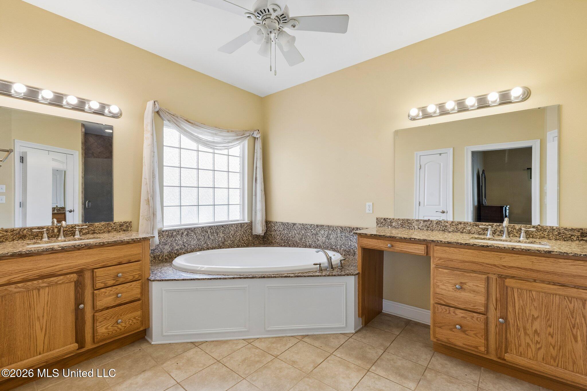8352 Ridgewood Drive Property Photo 14